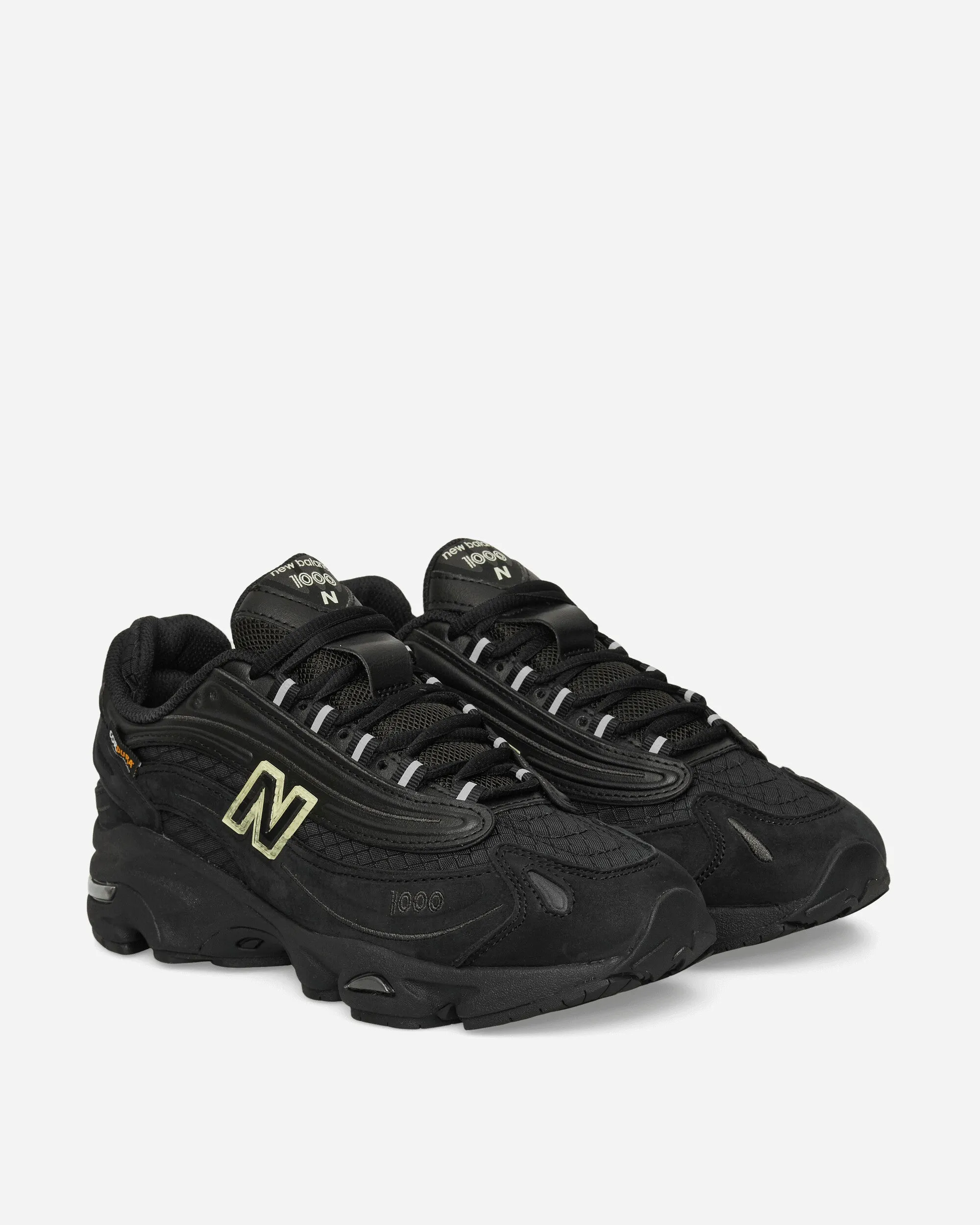 1000 Sneakers Schwarz