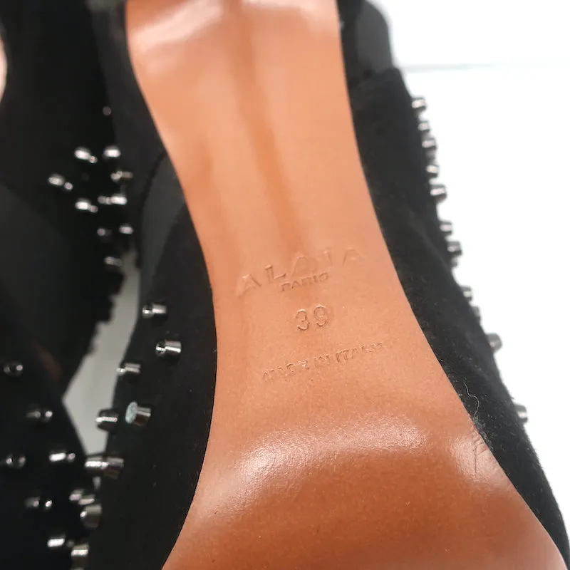 Alaia Cutout Booties Schwarz Nieten Wildleder Größe 39 High Heel Knöchelstiefel