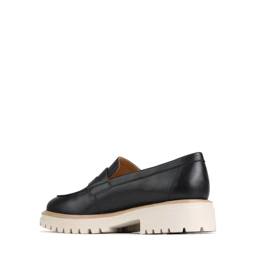 ANITA LEDER LOAFERS MIT ABSATZ