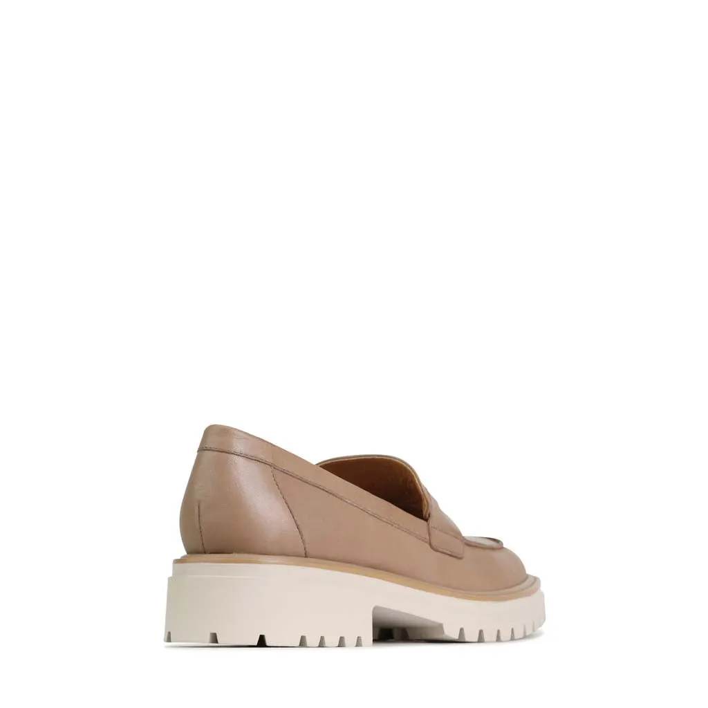 ANITA LEDER LOAFERS MIT ABSATZ