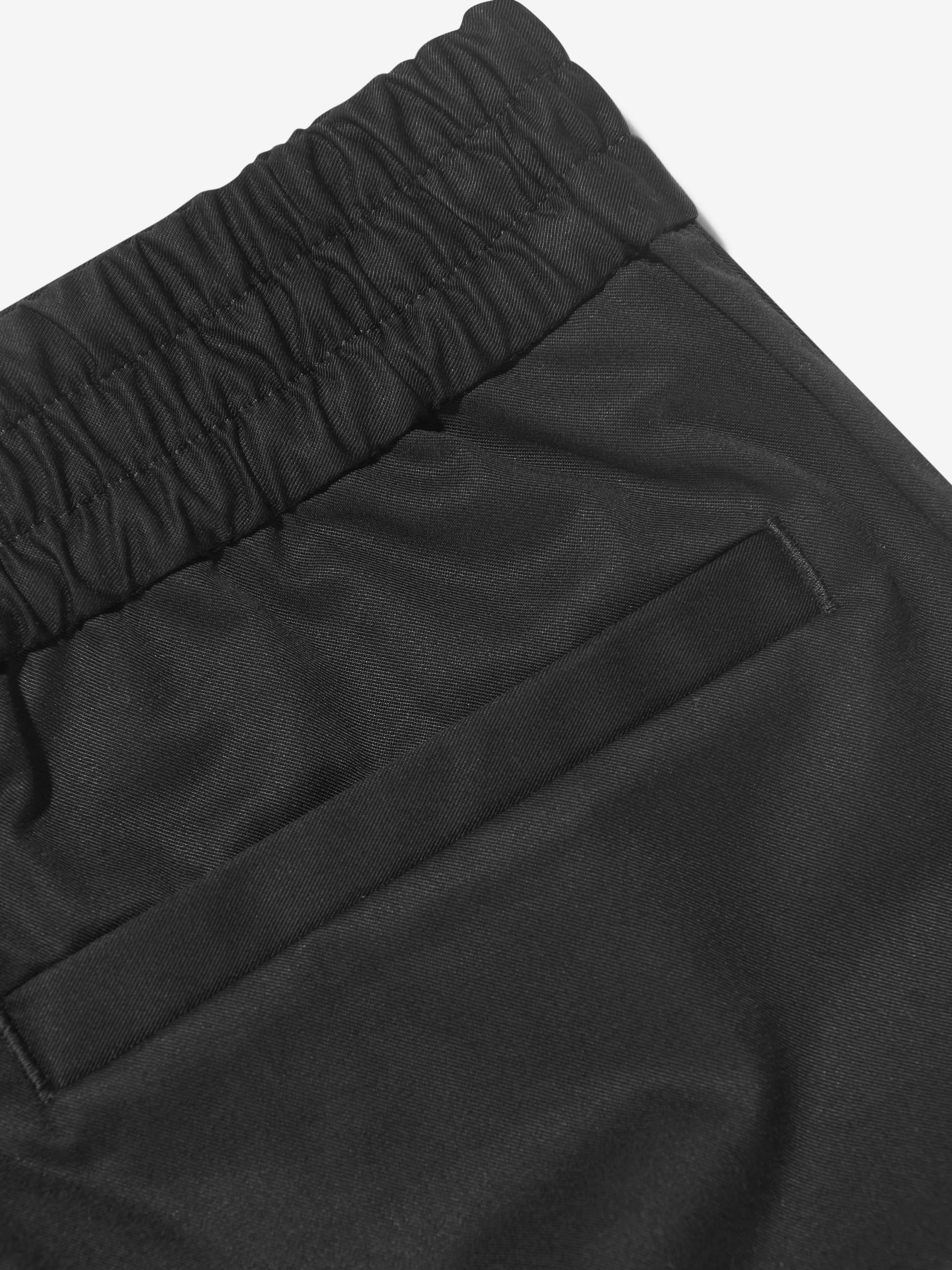 Burberry Boys Romeo Shorts in Schwarz