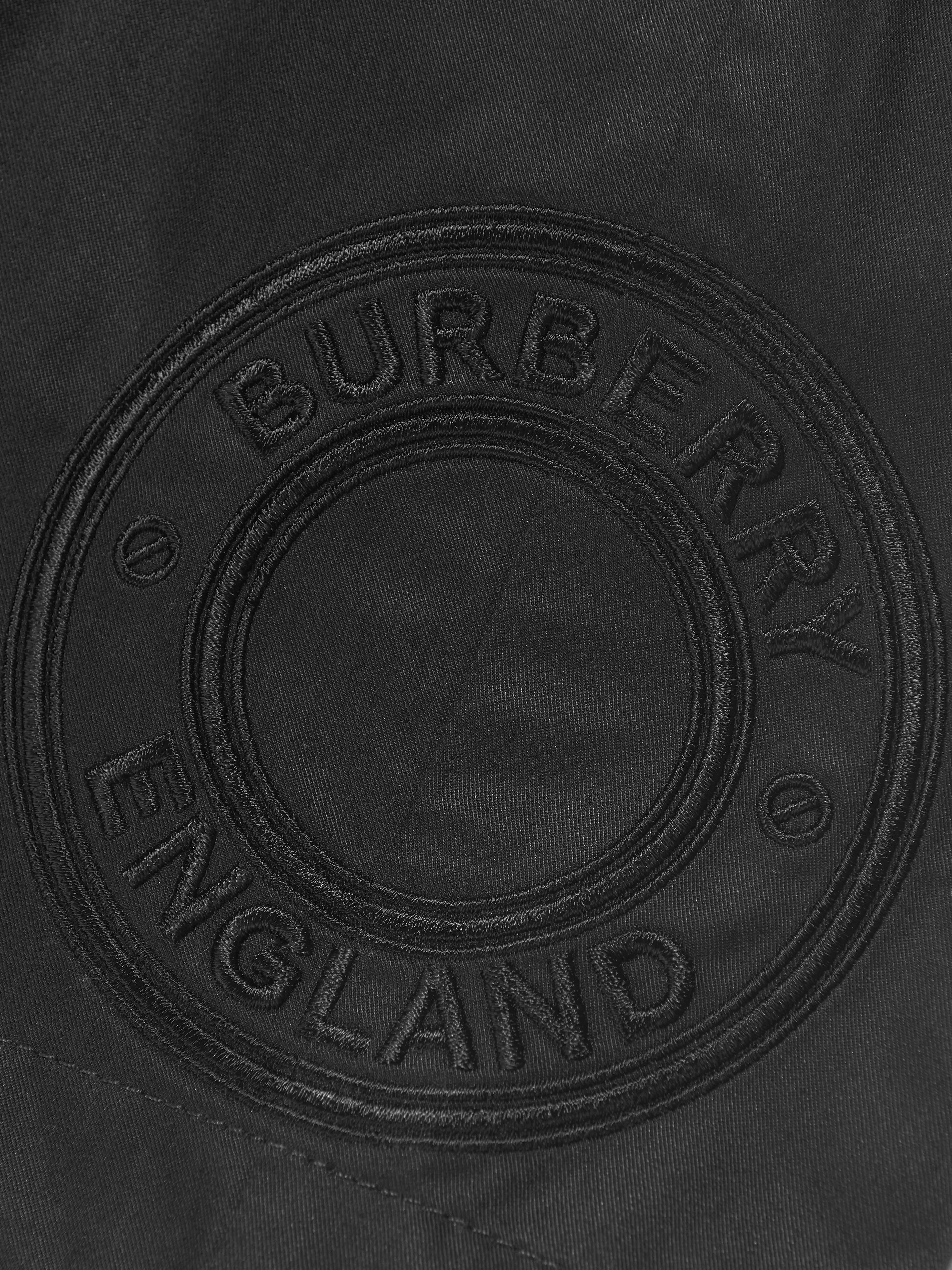 Burberry Boys Romeo Shorts in Schwarz