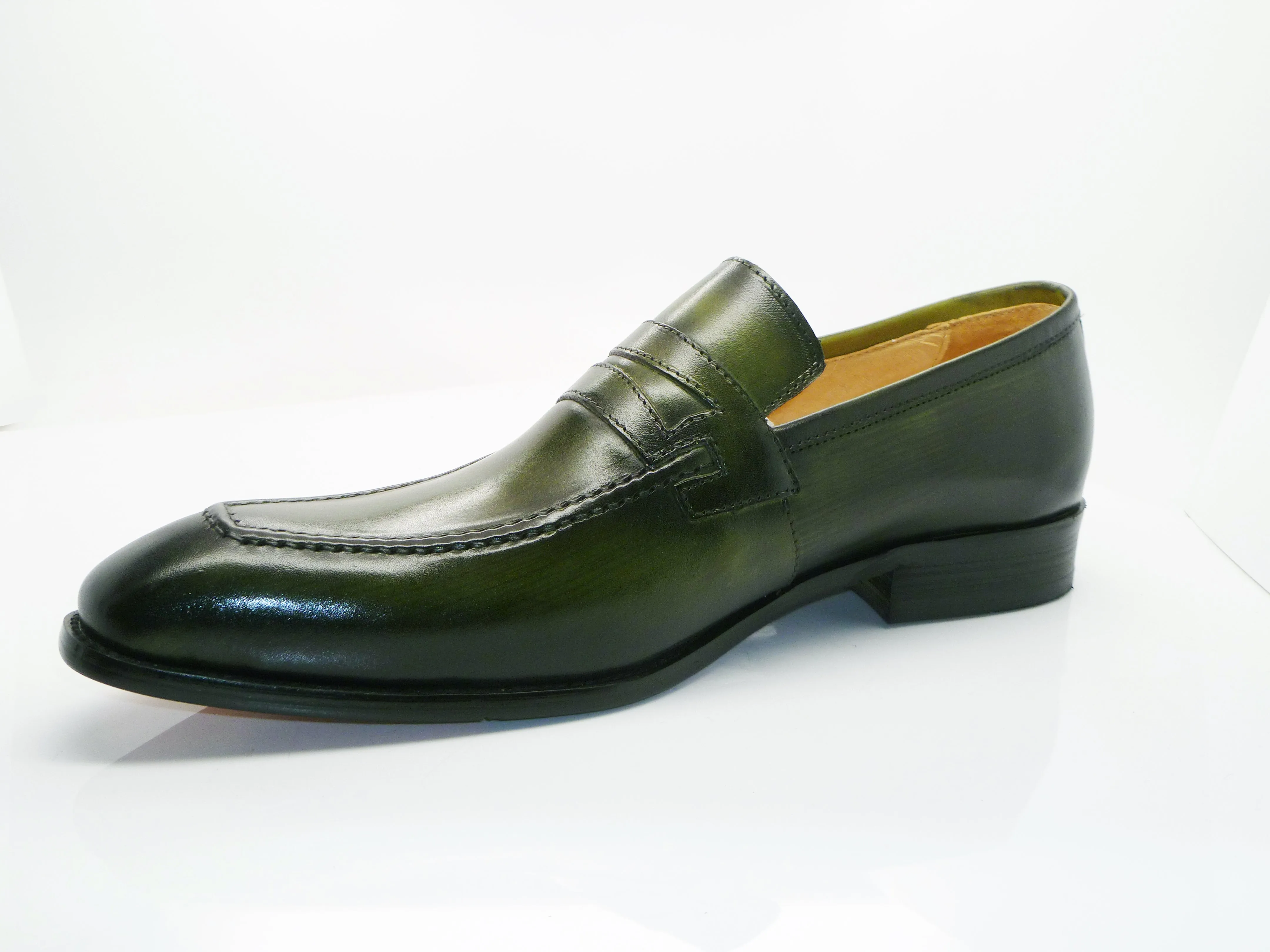 Kalbsleder-Penny-Loafer im Slip-On-Design in Olive