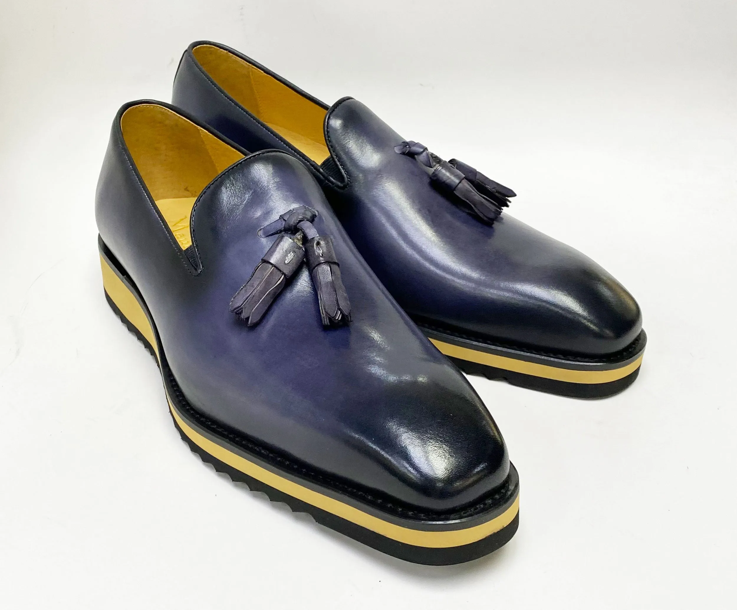 Grauer Kalbsleder-Slip-On mit Quaste