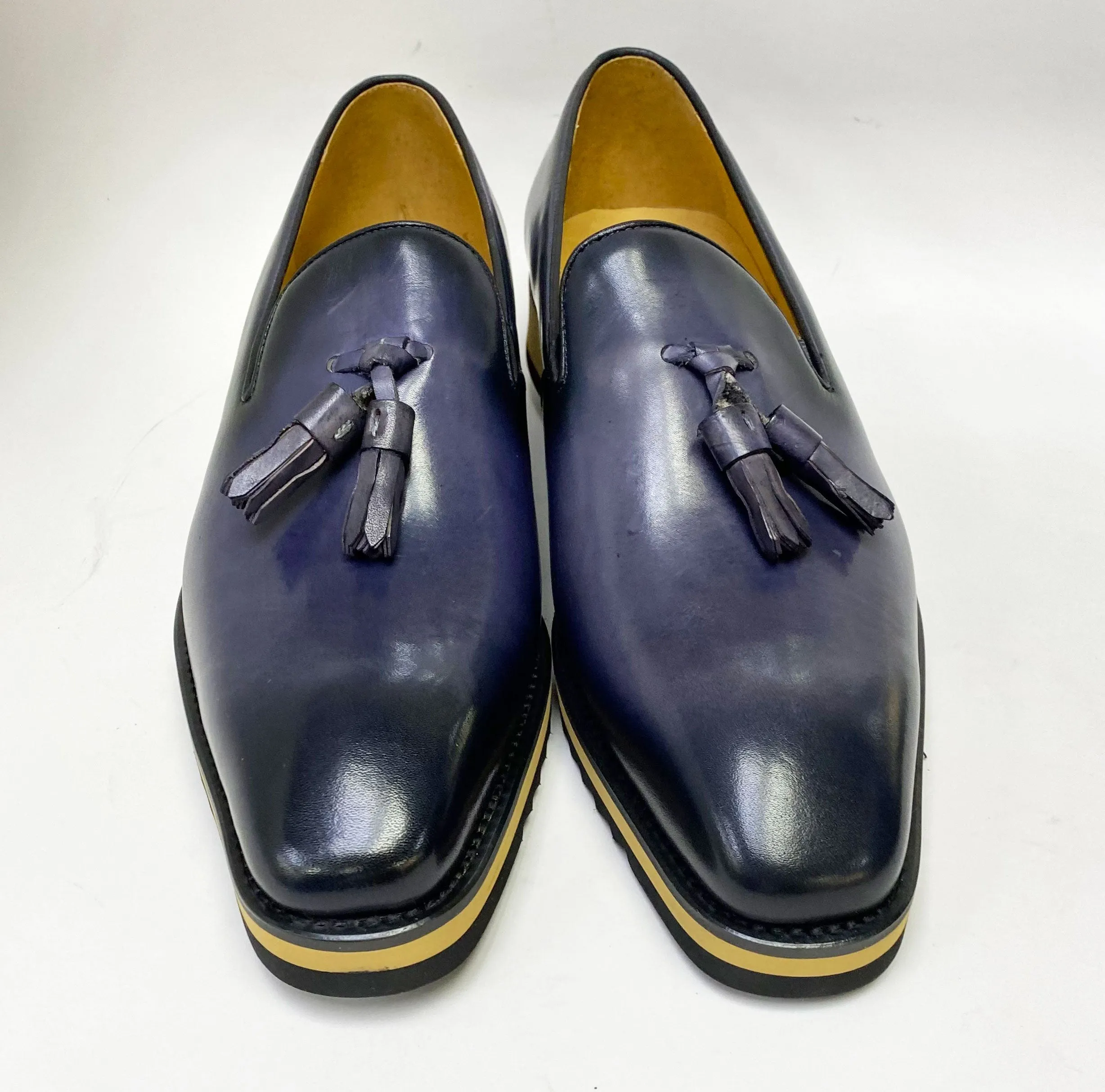 Grauer Kalbsleder-Slip-On mit Quaste