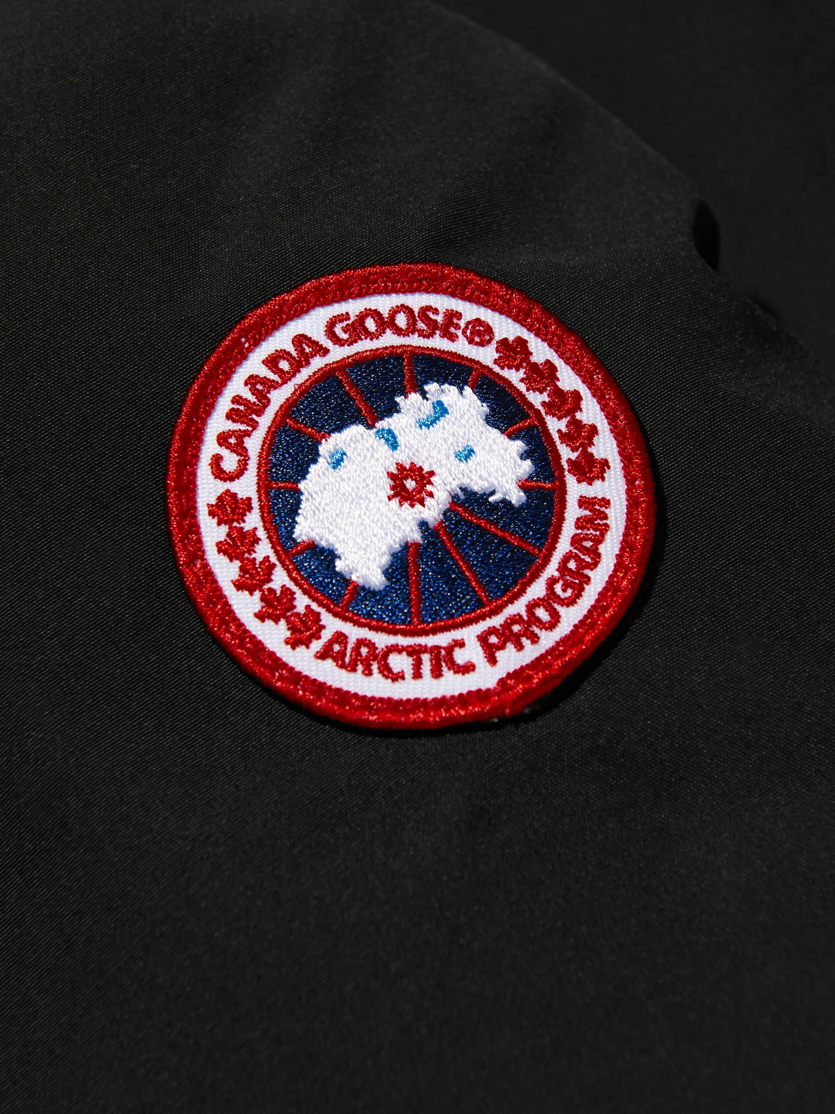 Canada Goose Kids Logan Parka in Schwarz