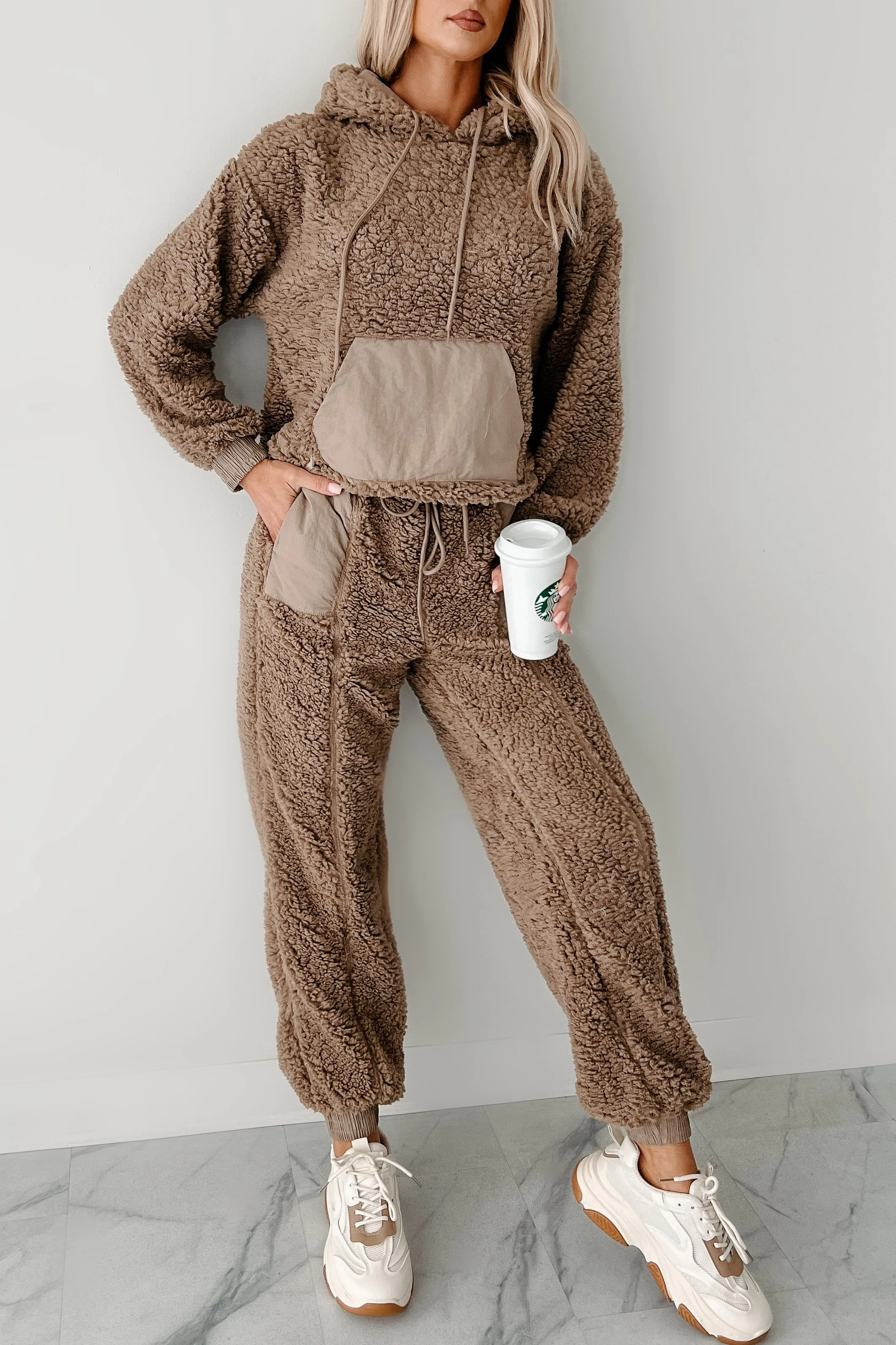 Kuscheliges Zweiteiliges Fleece-Lounge-Set (Mokka)