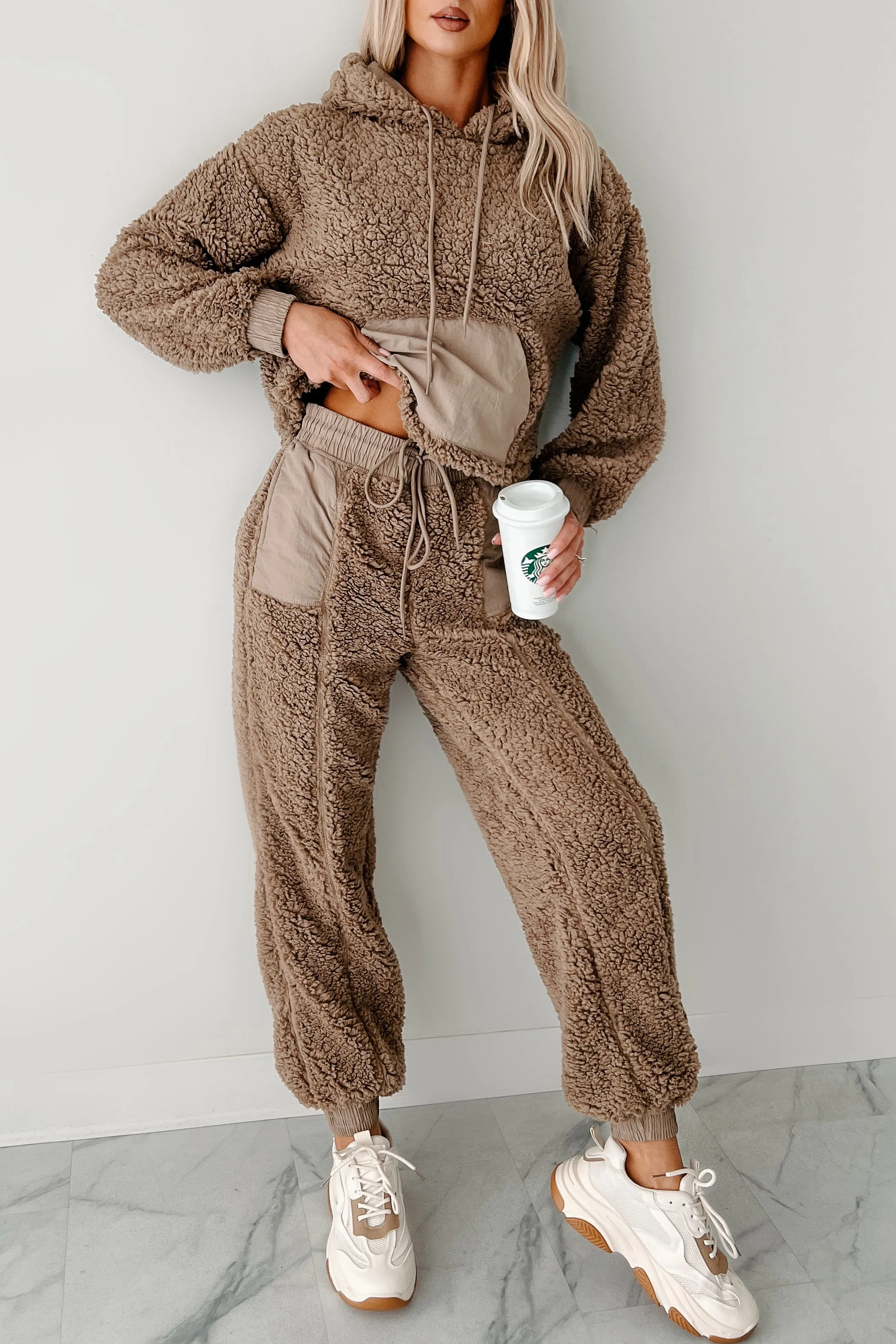 Kuscheliges Zweiteiliges Fleece-Lounge-Set (Mokka)