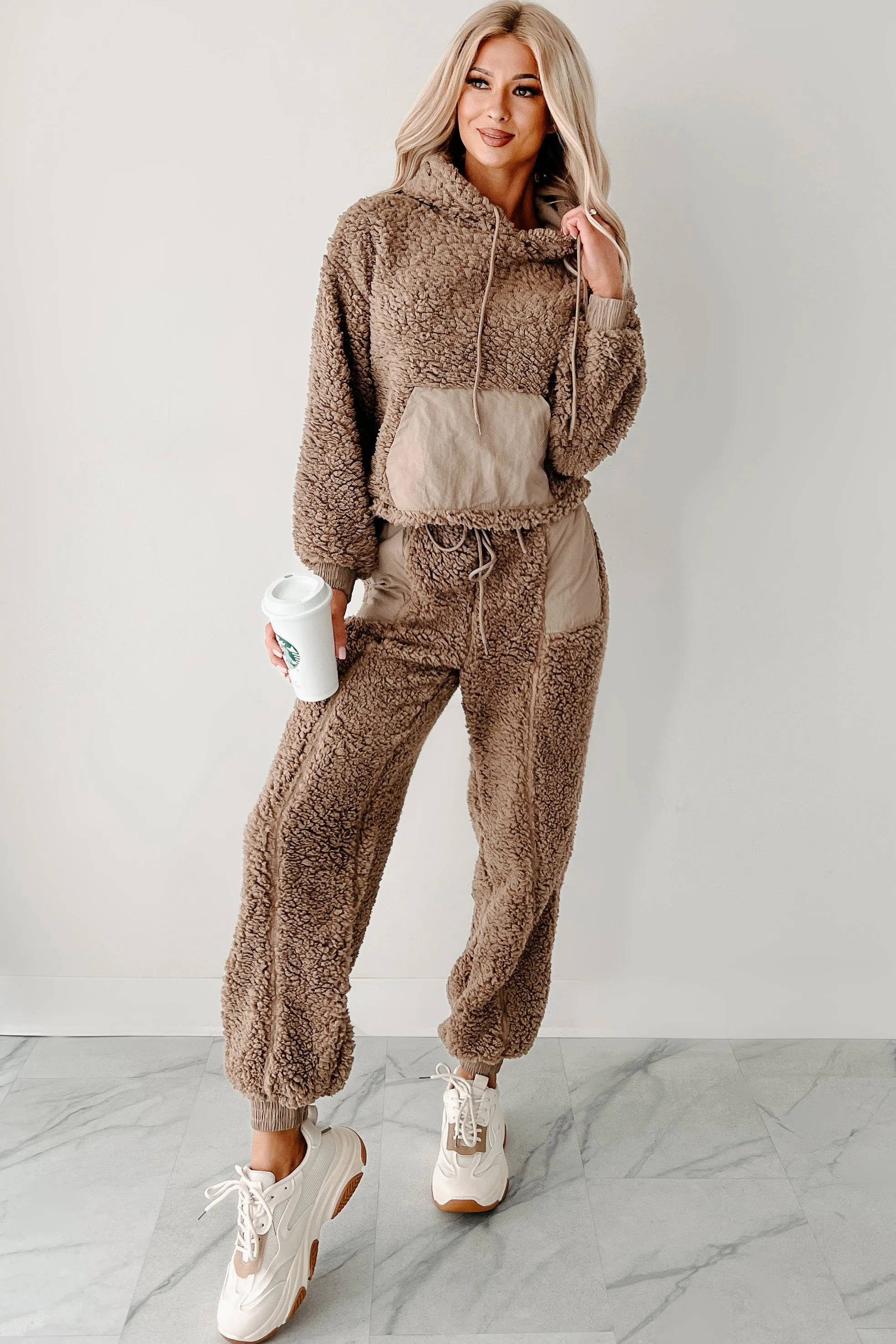Kuscheliges Zweiteiliges Fleece-Lounge-Set (Mokka)