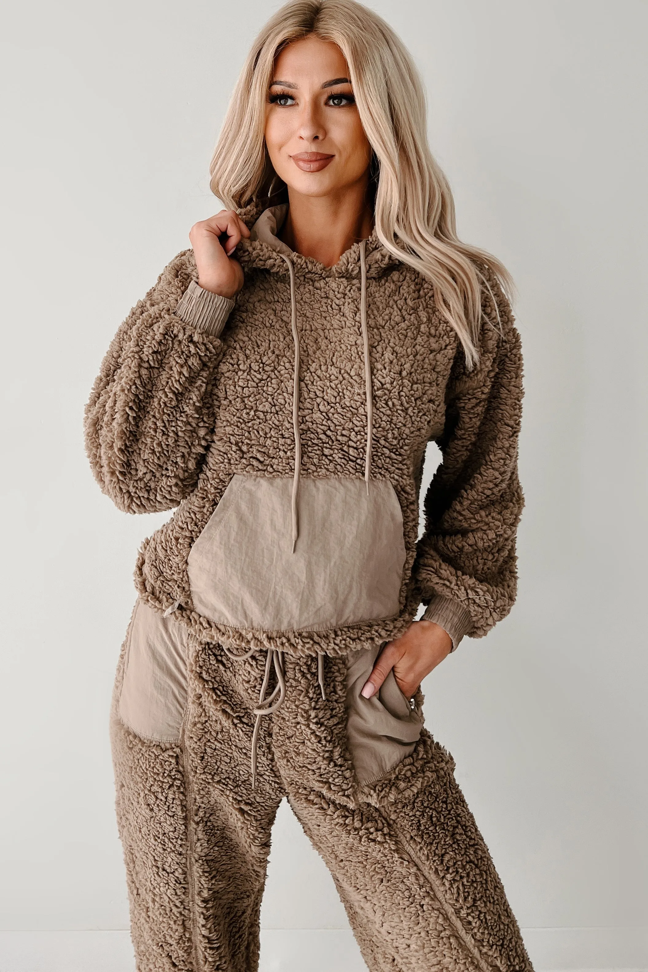 Kuscheliges Zweiteiliges Fleece-Lounge-Set (Mokka)