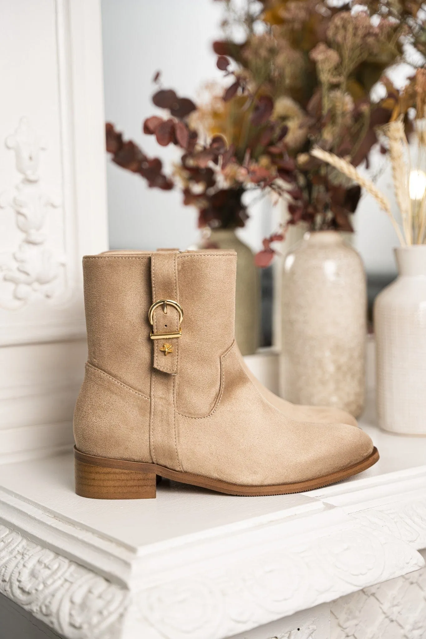 Dijeaux Vegan Wildleder Knöchelstiefel | Sand