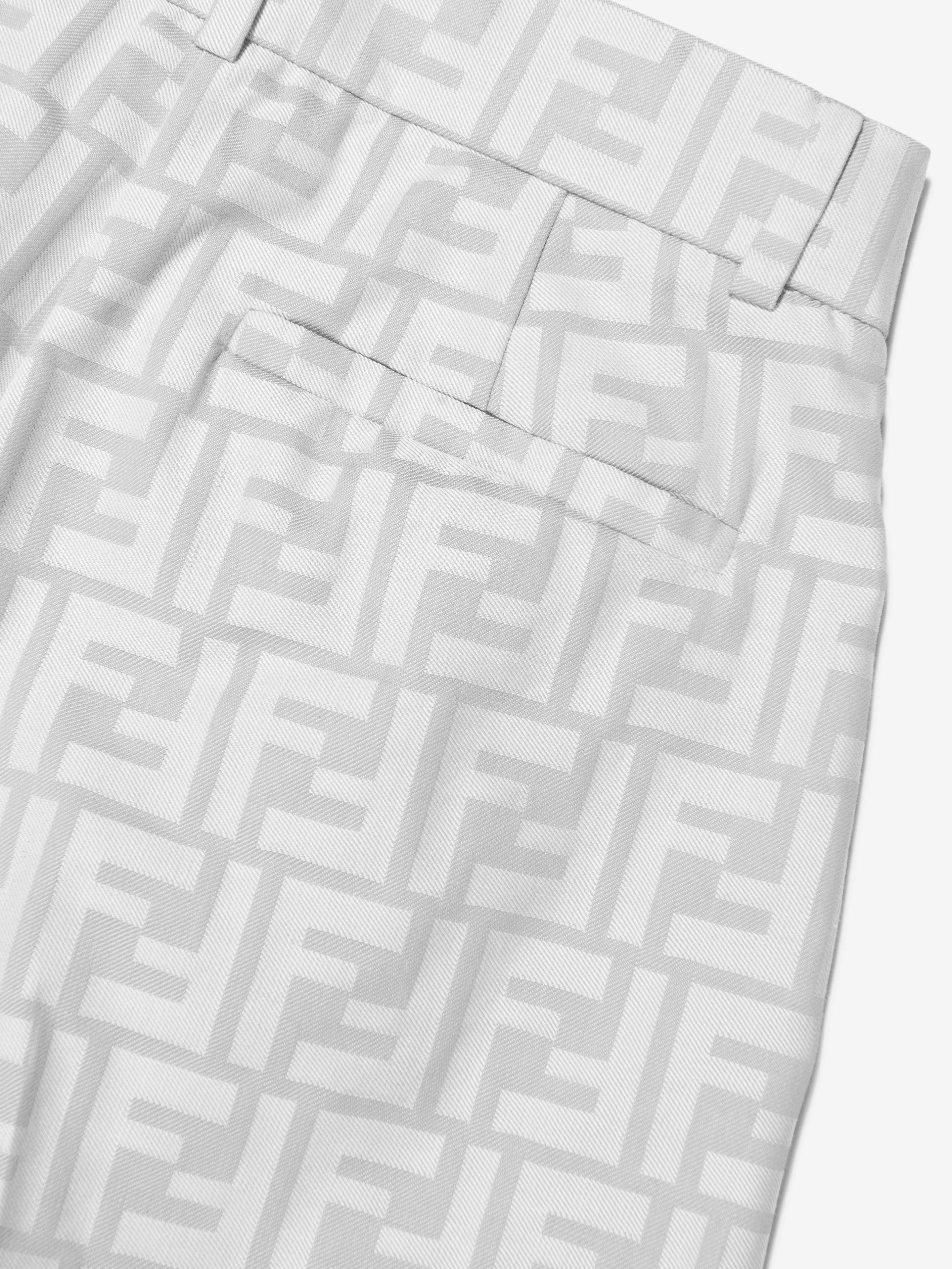 Fendi Boys FF Logo Shorts in Grau
