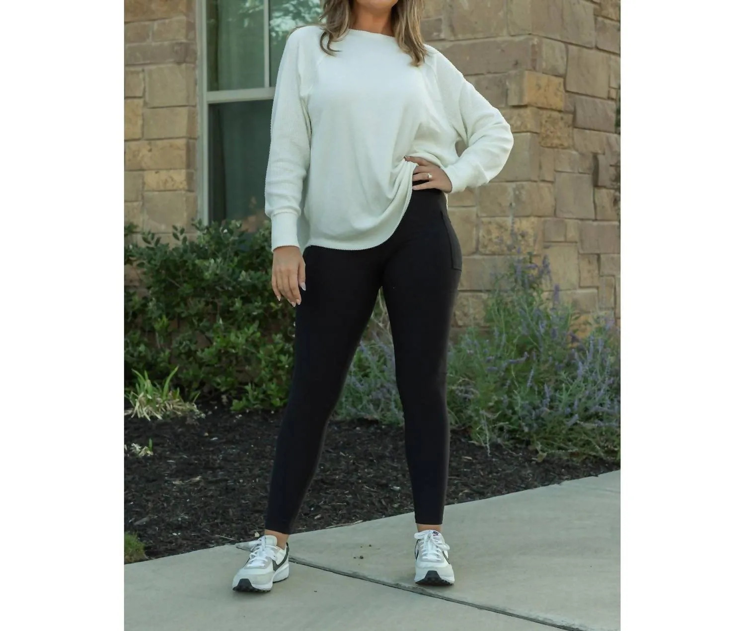 Fleece-Leggins in voller Länge mit Taschen in Schwarz
