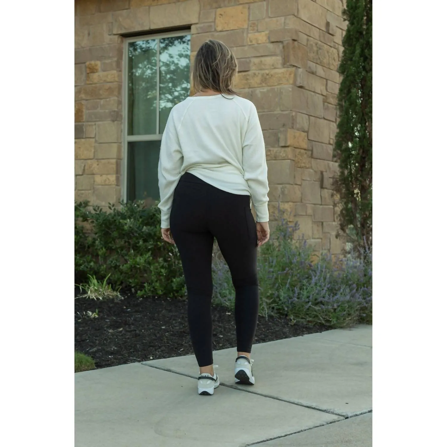 Fleece-Leggins in voller Länge mit Taschen in Schwarz
