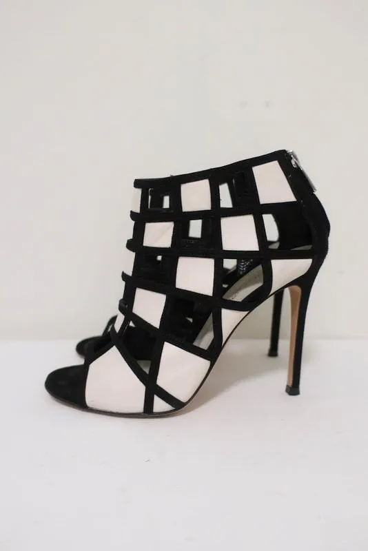 Gianvito Rossi Stiefeletten mit geometrischen Ausschnitten Schwarz Wildleder & Weiß Leder Größe 36.5