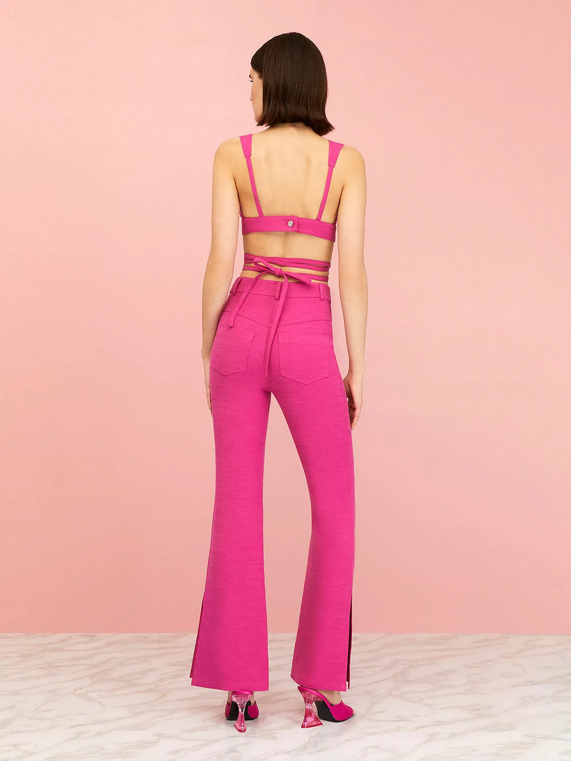 Hochtaillierte Hose mit Seitenschlitz