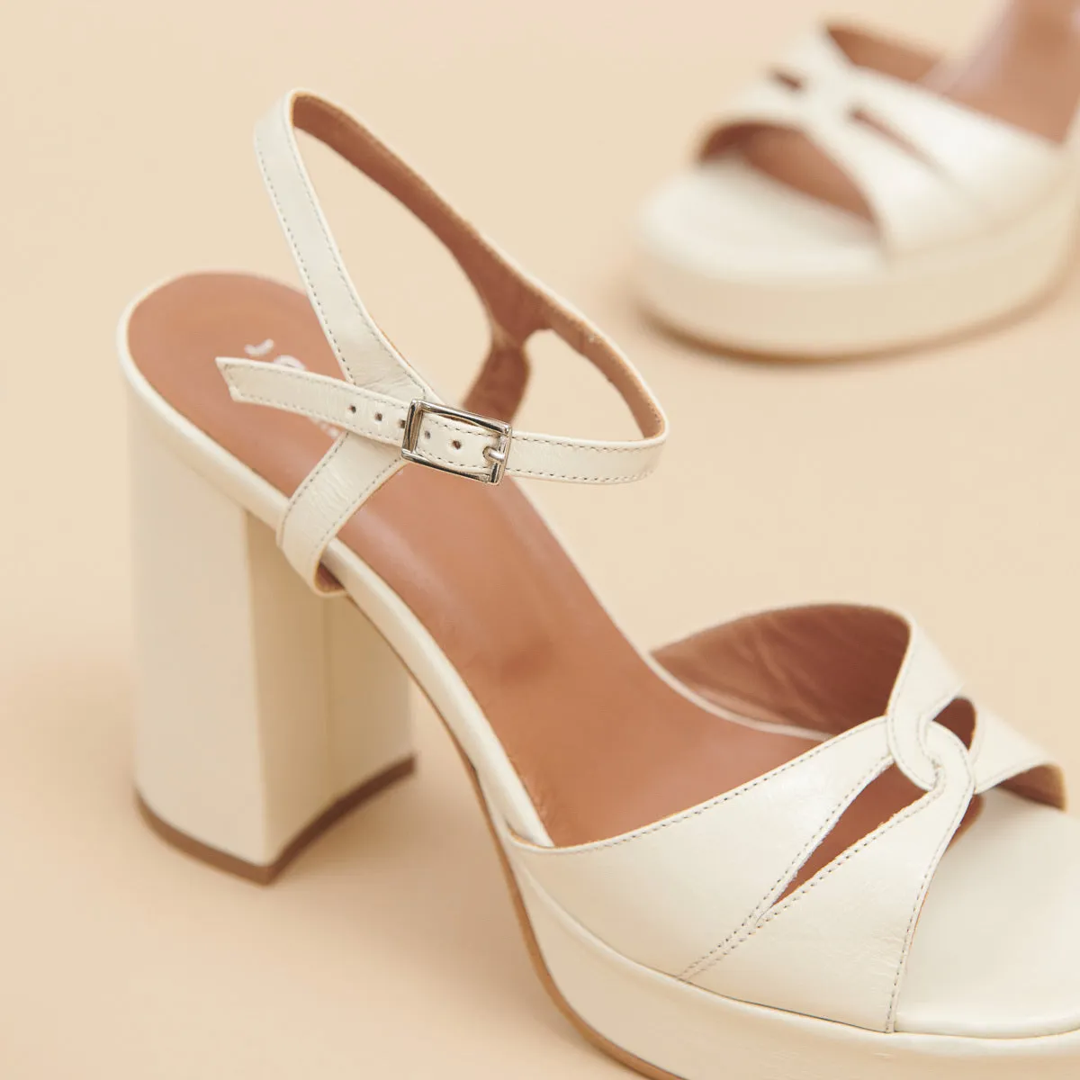 Jonak Damenschuhe 264-t Justine Glänzendes Leder Ecru
