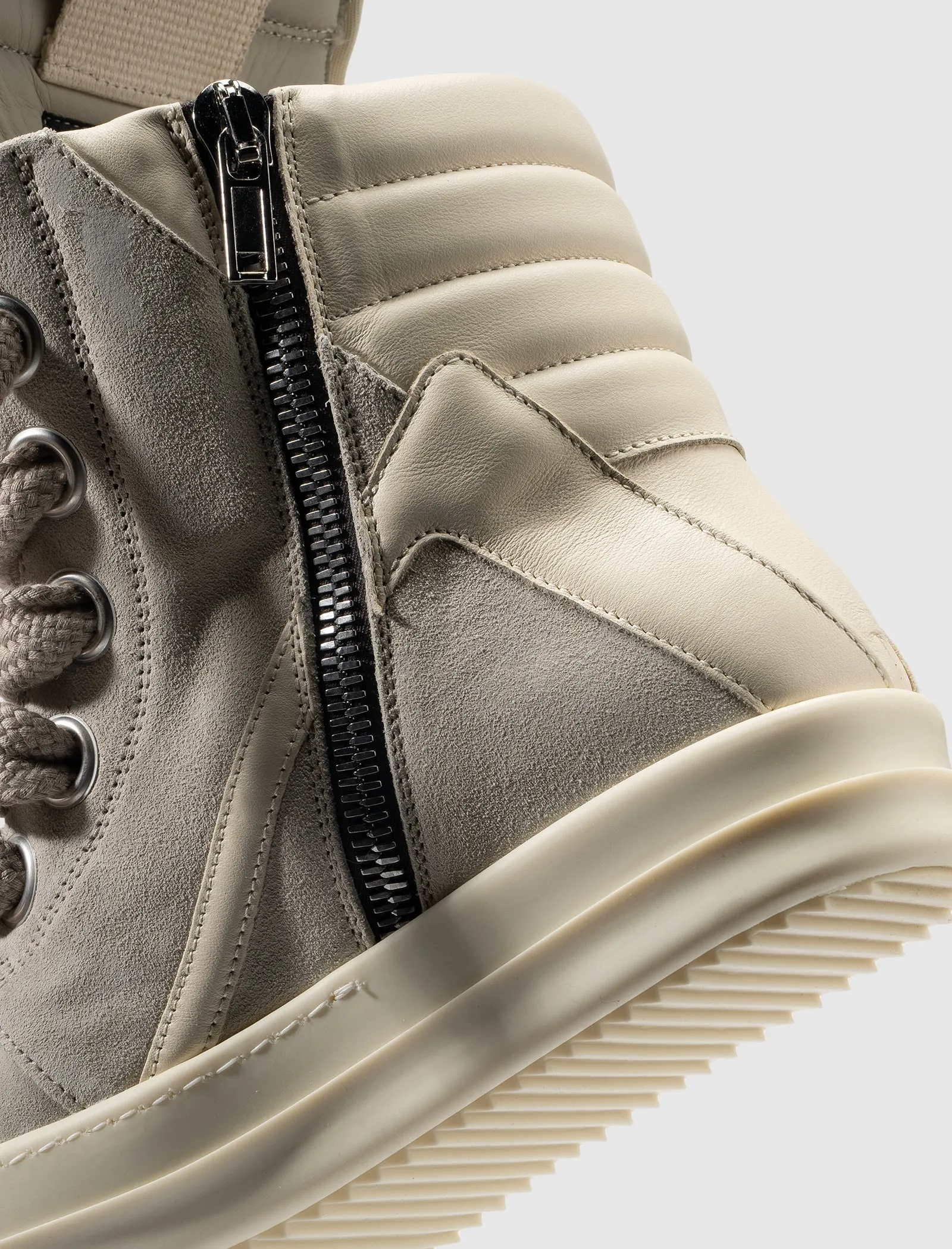 JUMBOLACED GEOBASKET SNEAKER