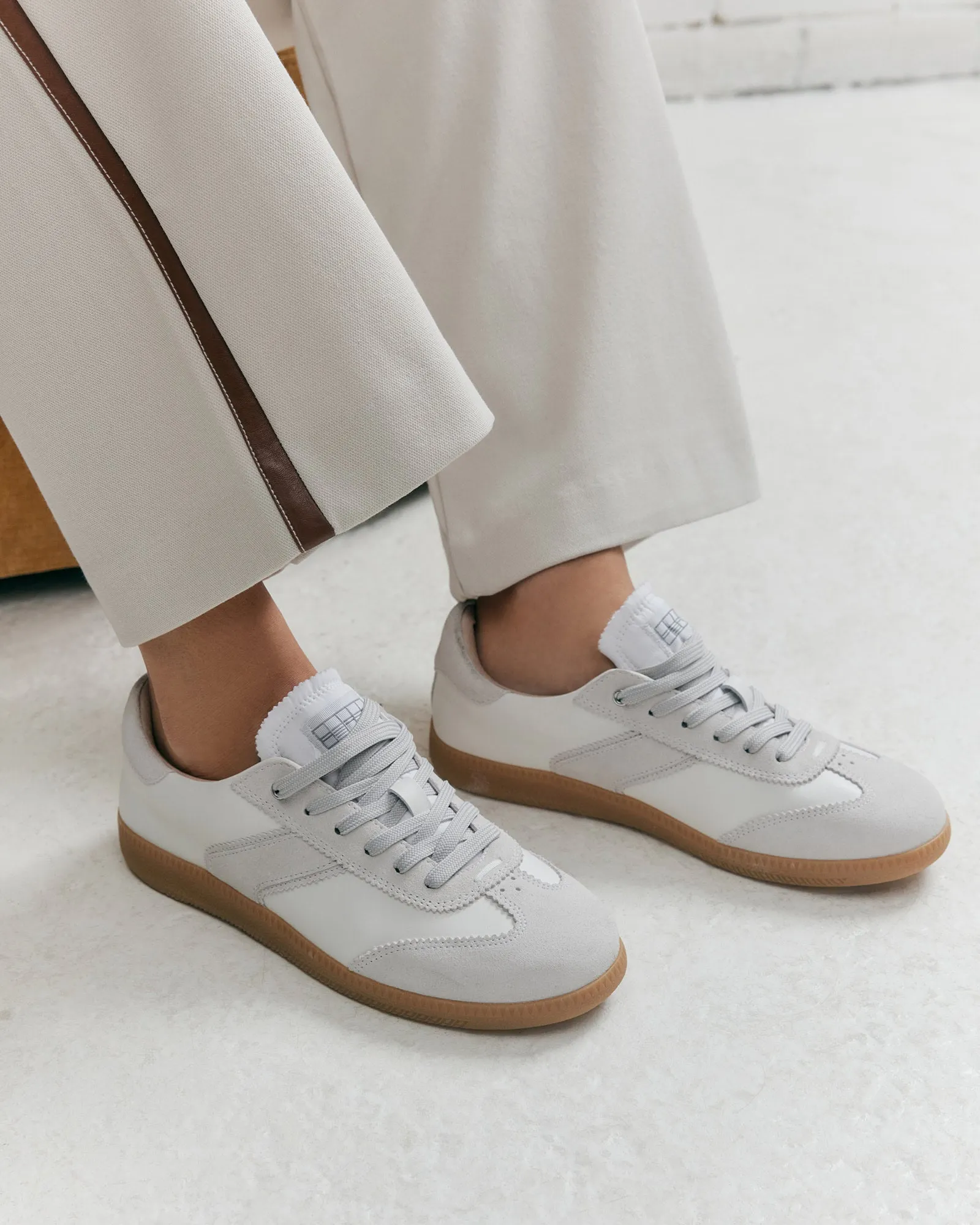 LOLA SNEAKERS WEIß GRAU LEDER