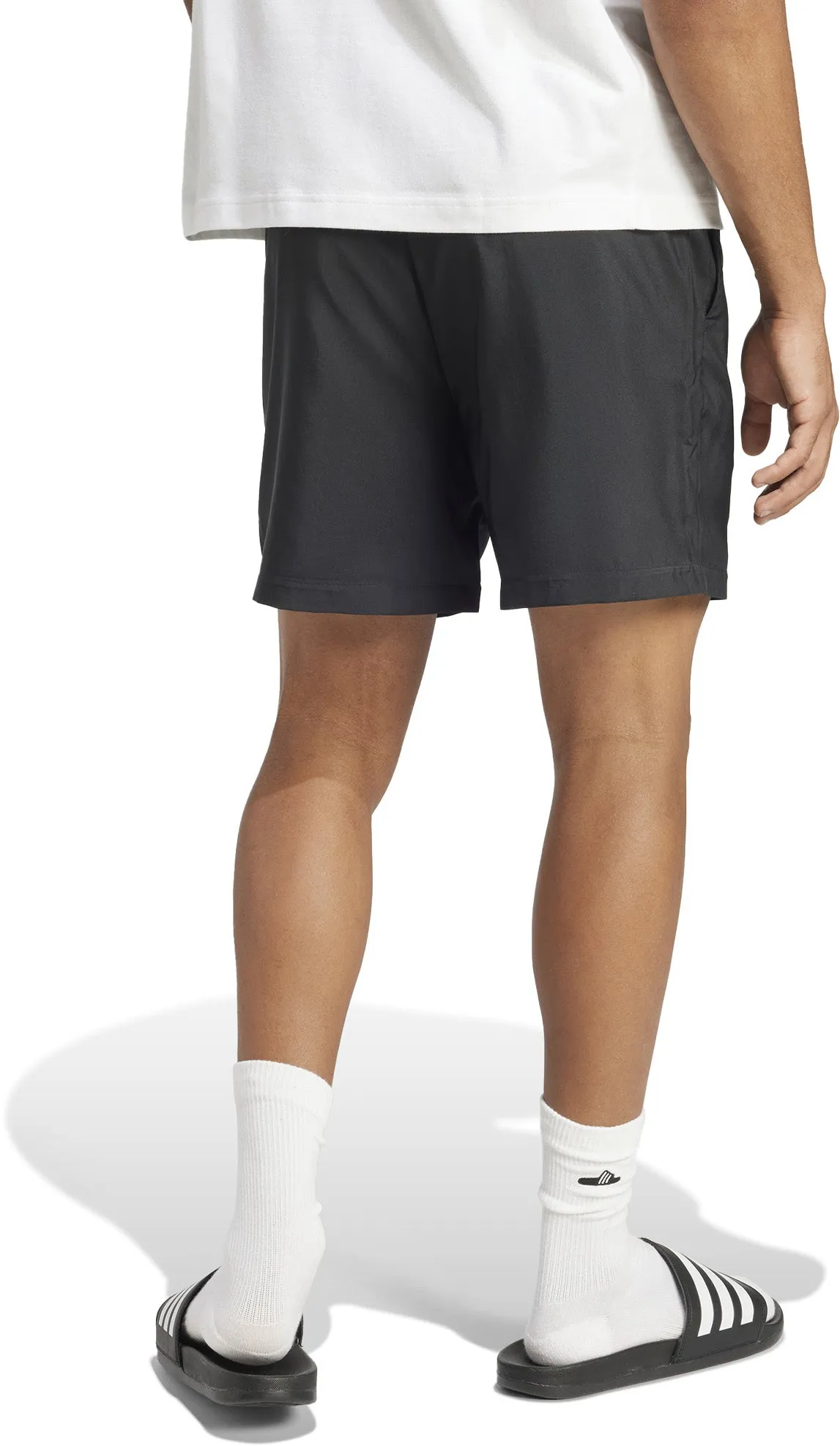 Herren Essentials Shorts mit kleinem Logo