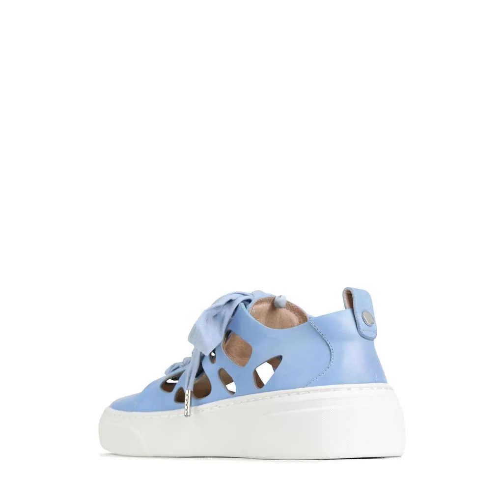 MINNIE LEDER LASER-AUSGESCHNITTENE SNEAKER