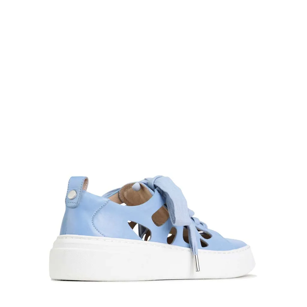 MINNIE LEDER LASER-AUSGESCHNITTENE SNEAKER