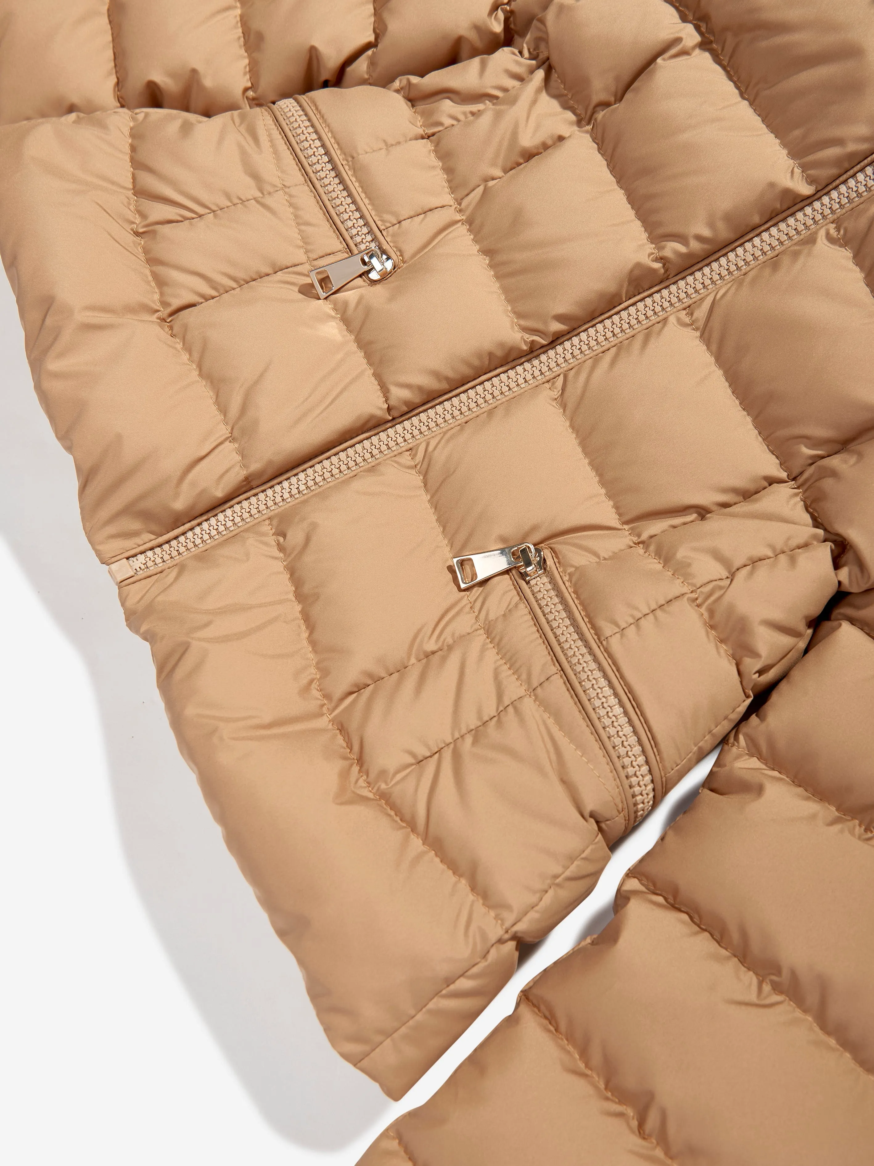 Moncler Enfant Mädchen Boedette Kapuzen-Shearling-Daunenjacke in Beige