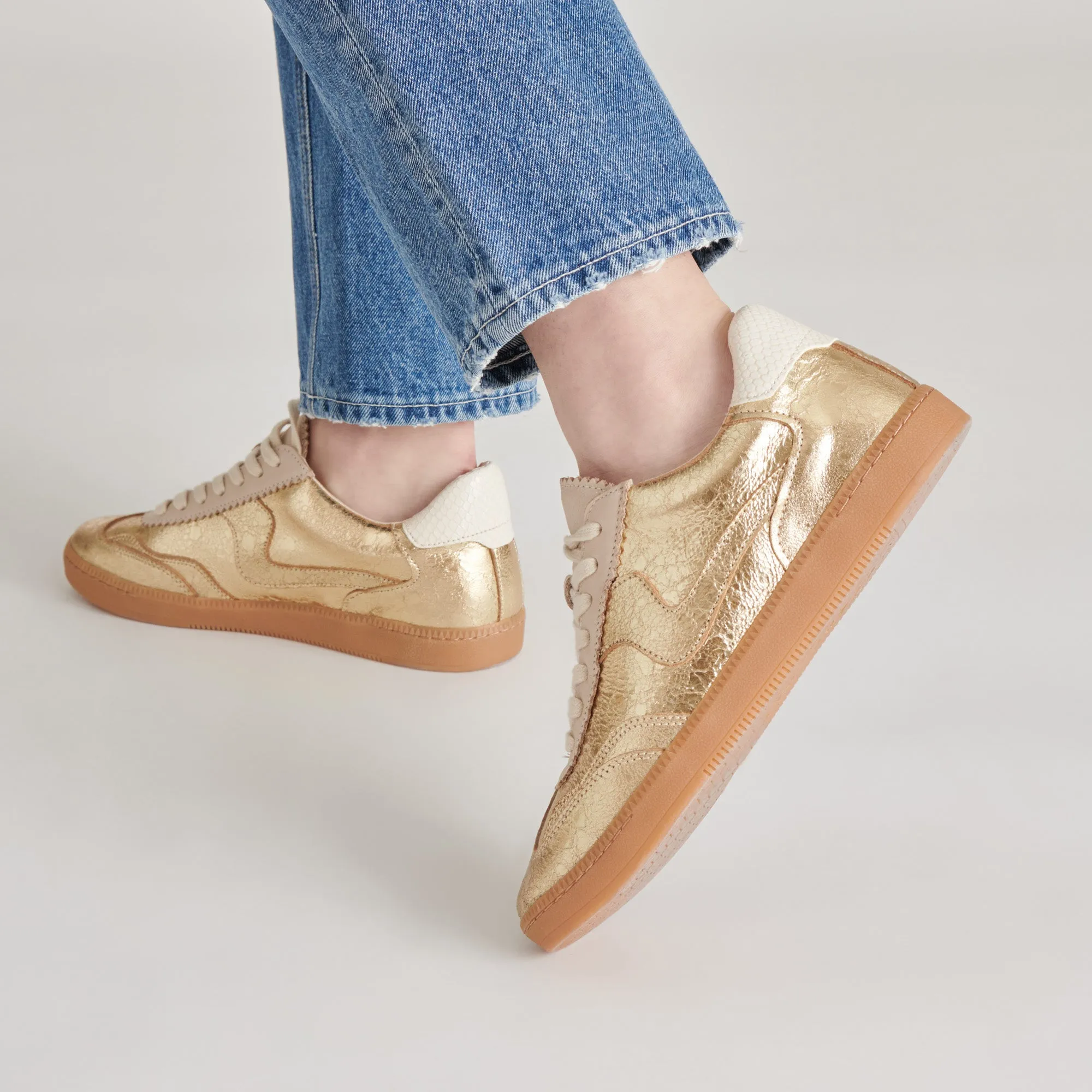 NOTICE SNEAKERS GOLD LEDER MIT VINTAGE-EFFEKT