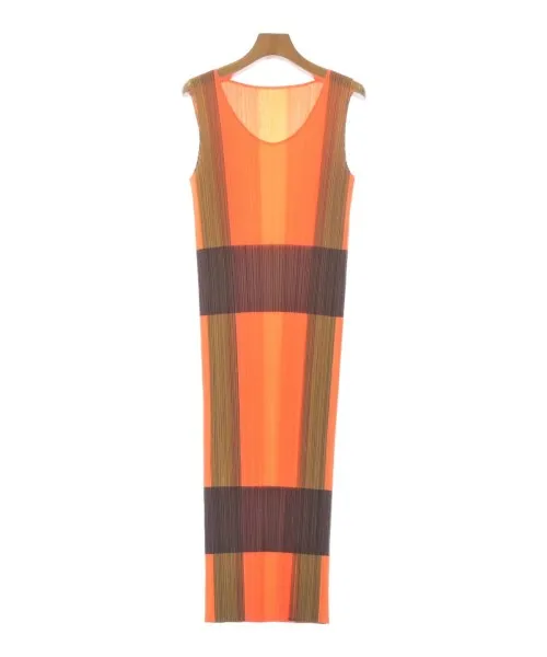 PLEATS PLEASE Kleider