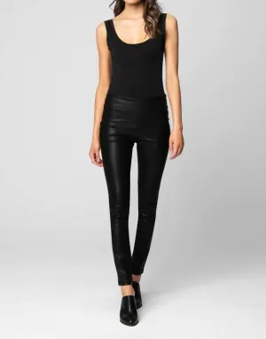 Schlüpfen Sie in die Pussy Cat Kunstleder-Legging in Schwarz