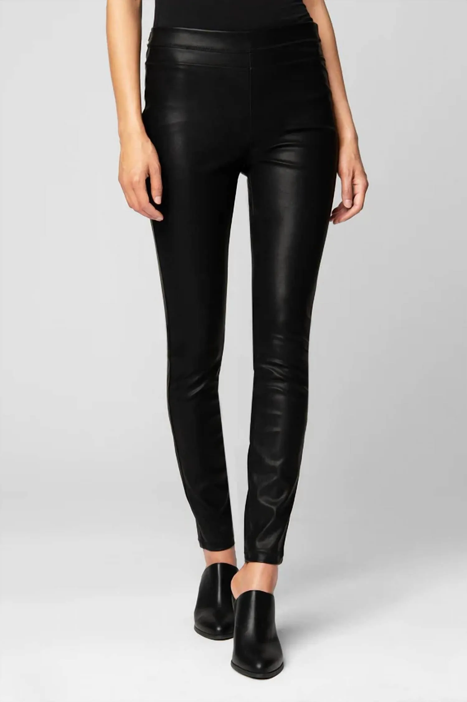 Schlüpfen Sie in die Pussy Cat Kunstleder-Legging in Schwarz