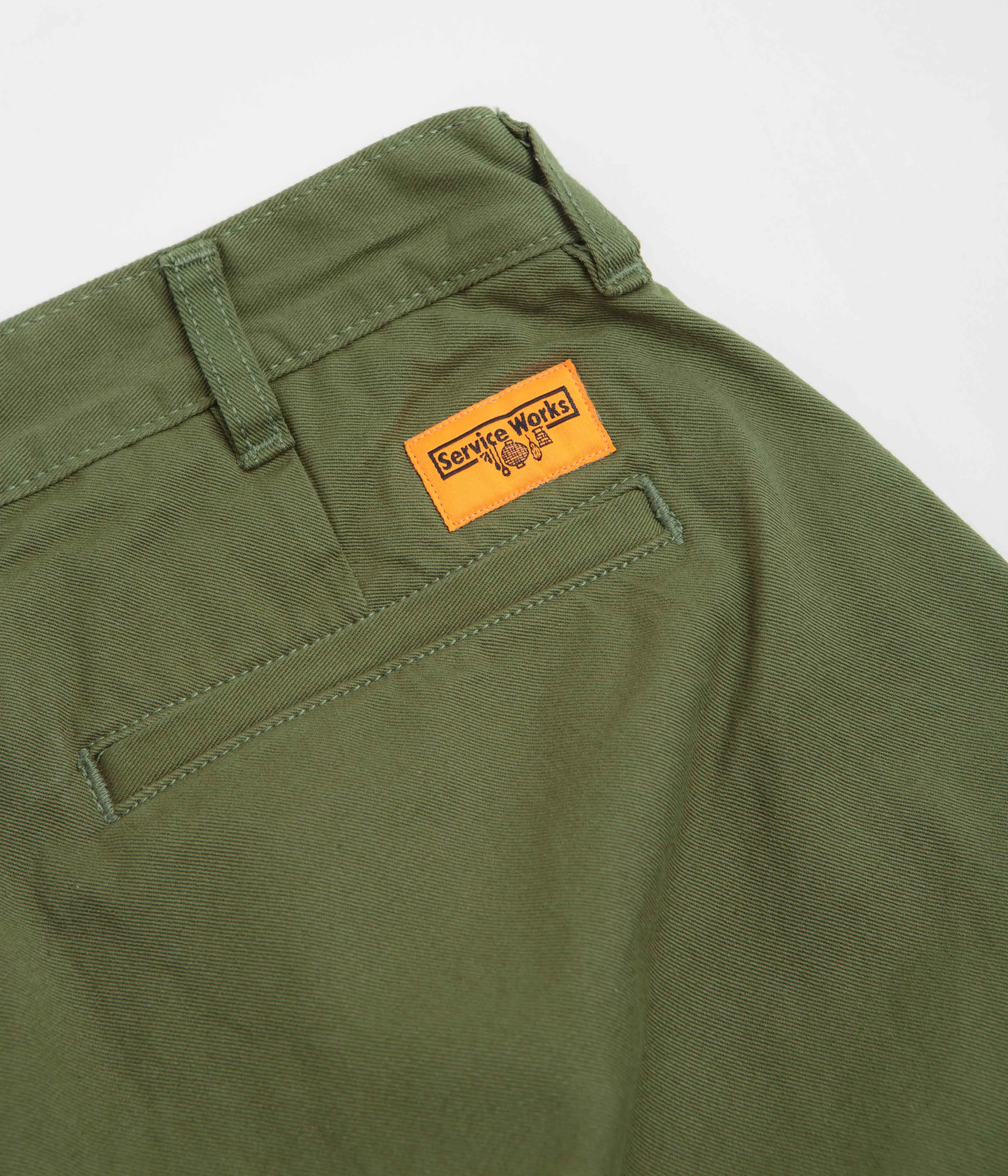 Service Works Drill Part Timer Shorts - Oliv Service Works Kleidung