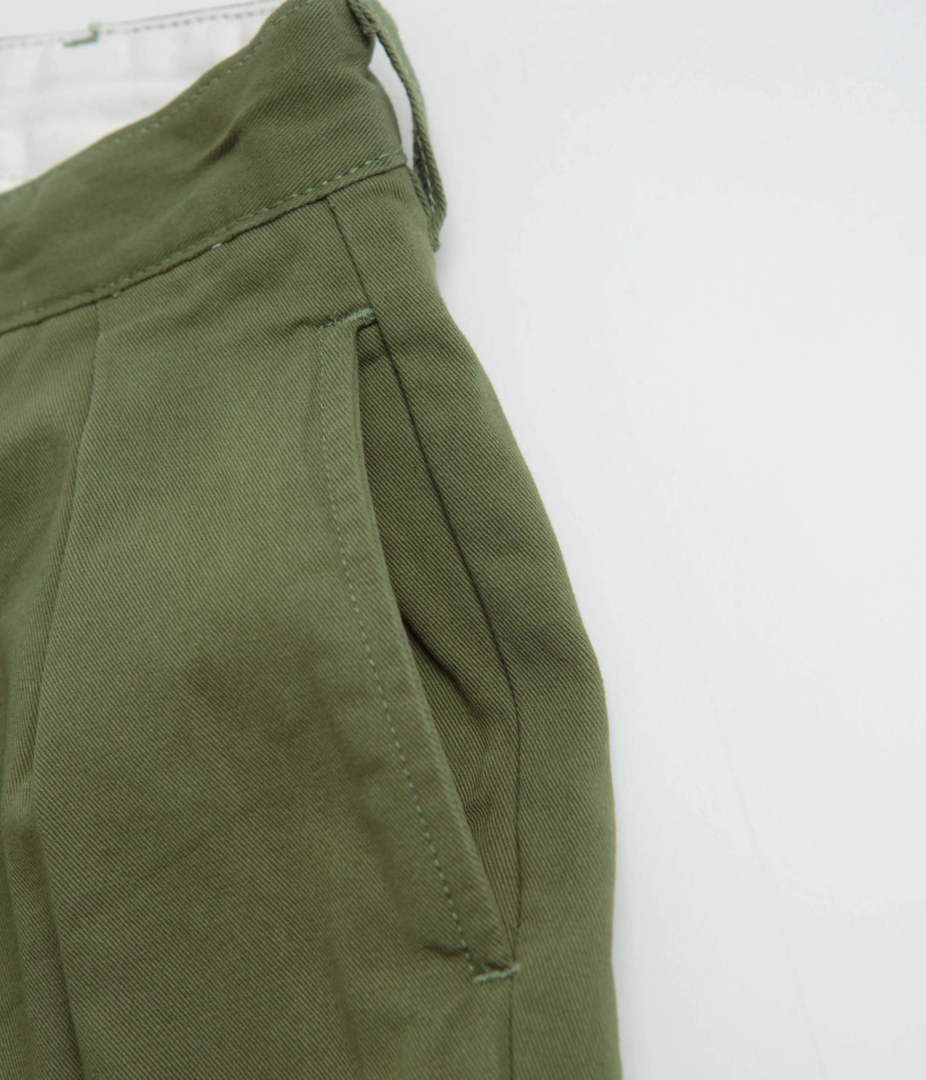 Service Works Drill Part Timer Shorts - Oliv Service Works Kleidung