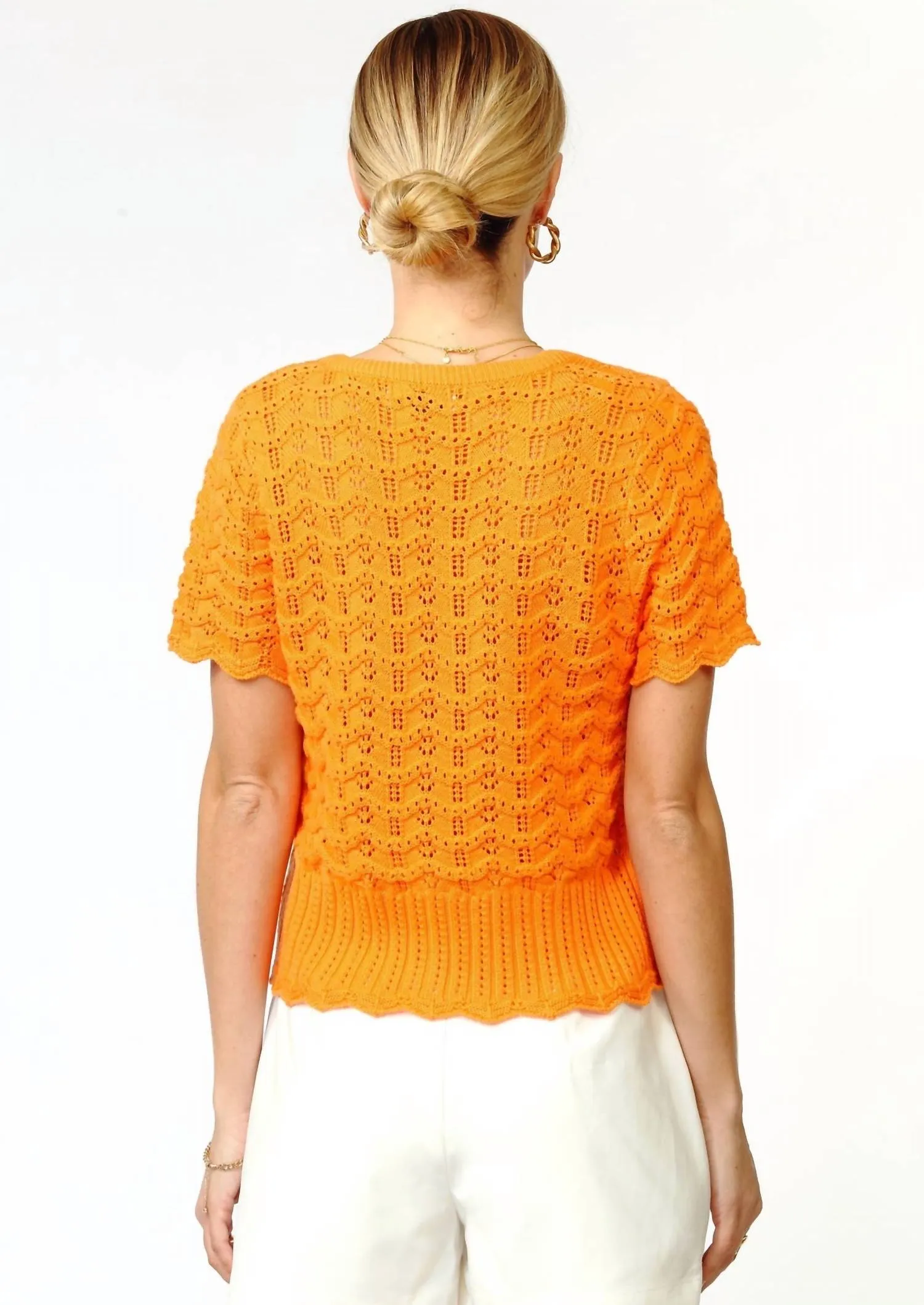 Shanti Cardigan mit Wellenkante und offenem Ausschnitt in Orange