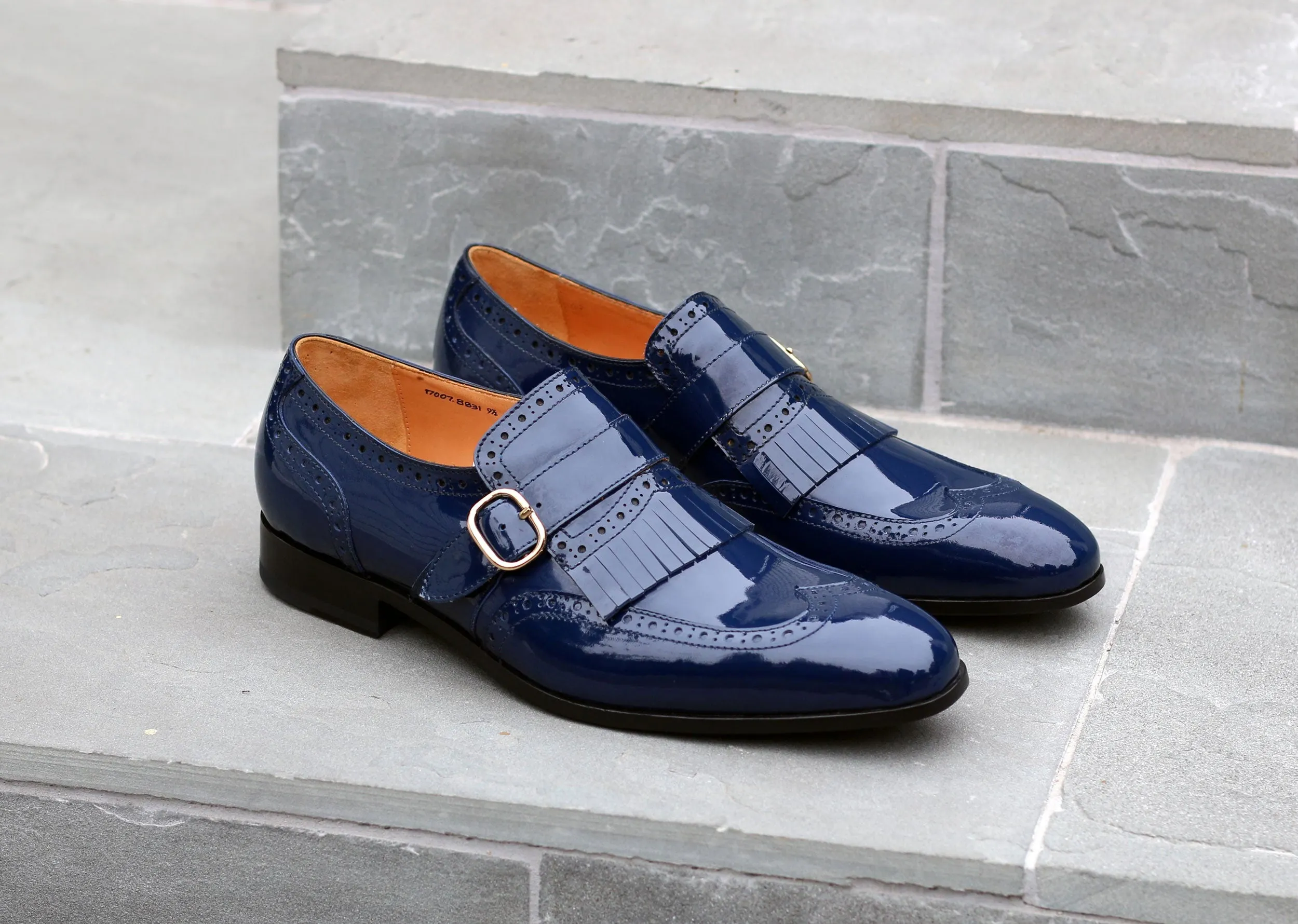 Glänzender Kalbsleder-Slip-On-Schuh Marineblau