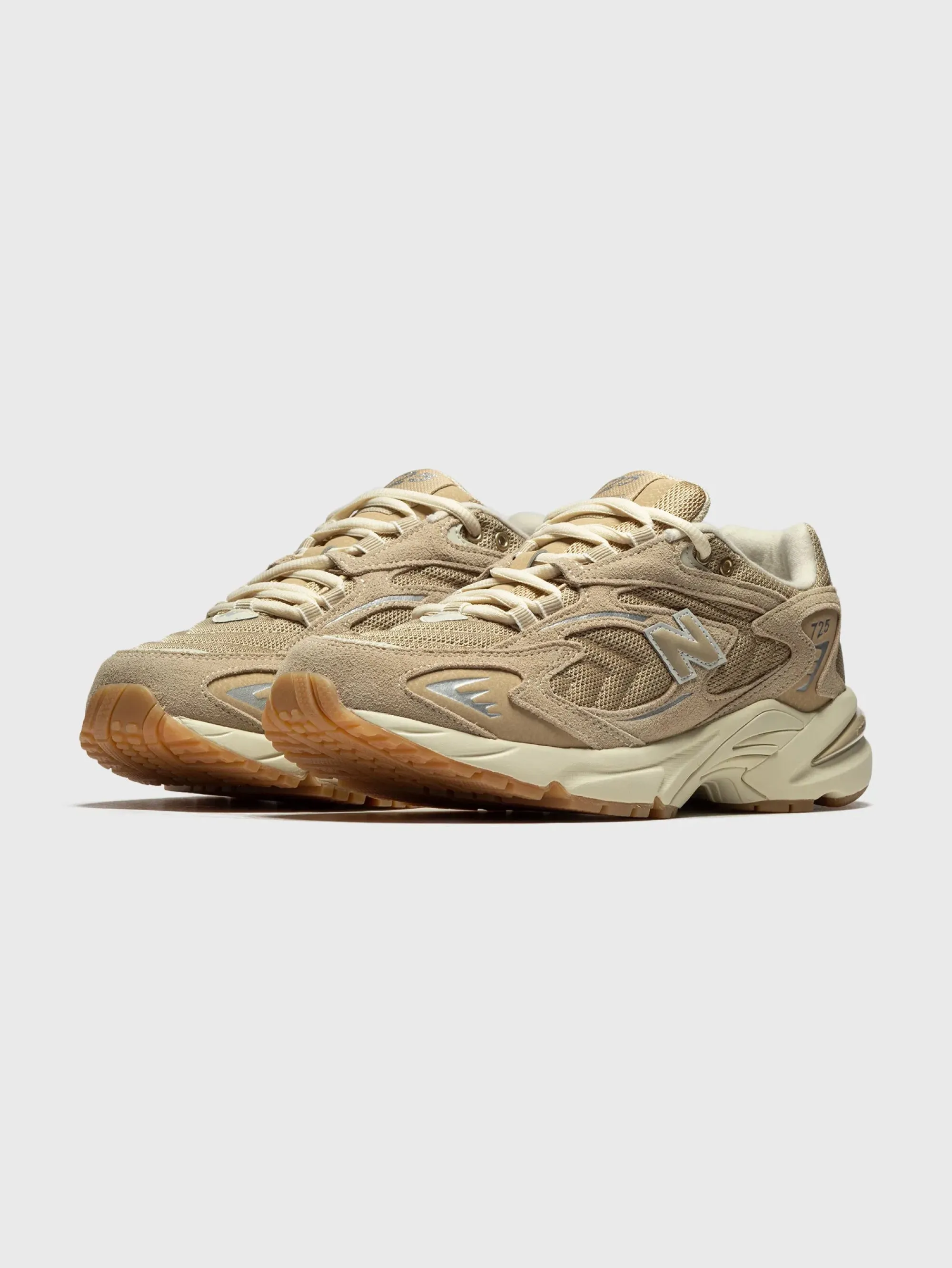 Sneakers Lifestyle 725 Braun