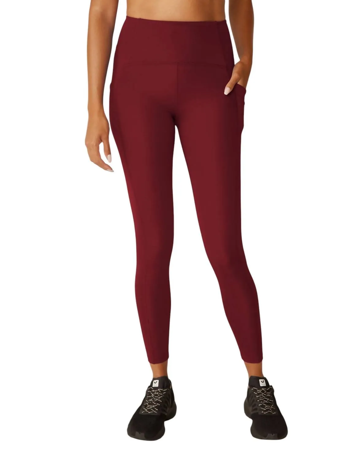 Strive Pocket Midi Legging In California Merlot