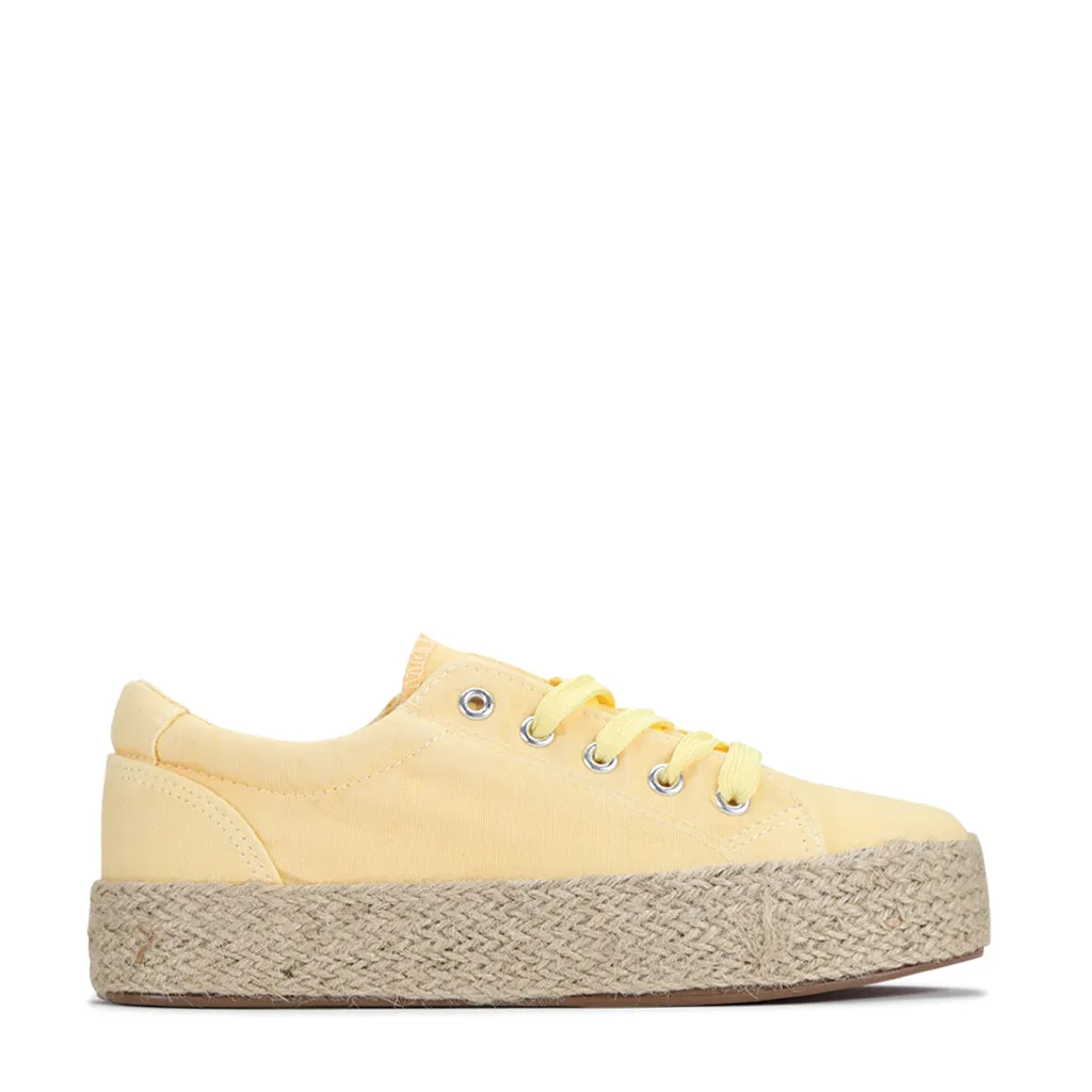 ULTRA CANVAS SNEAKER