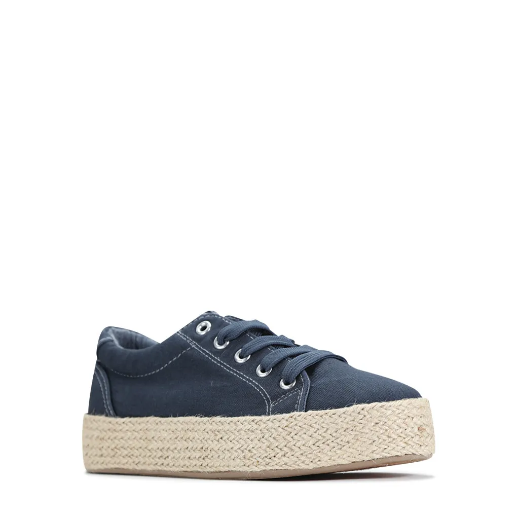 ULTRA CANVAS SNEAKER