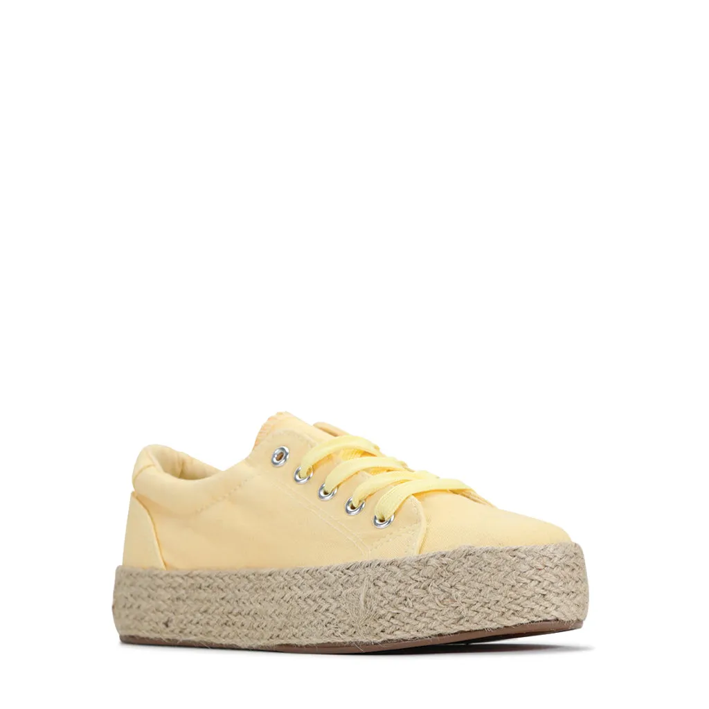 ULTRA CANVAS SNEAKER