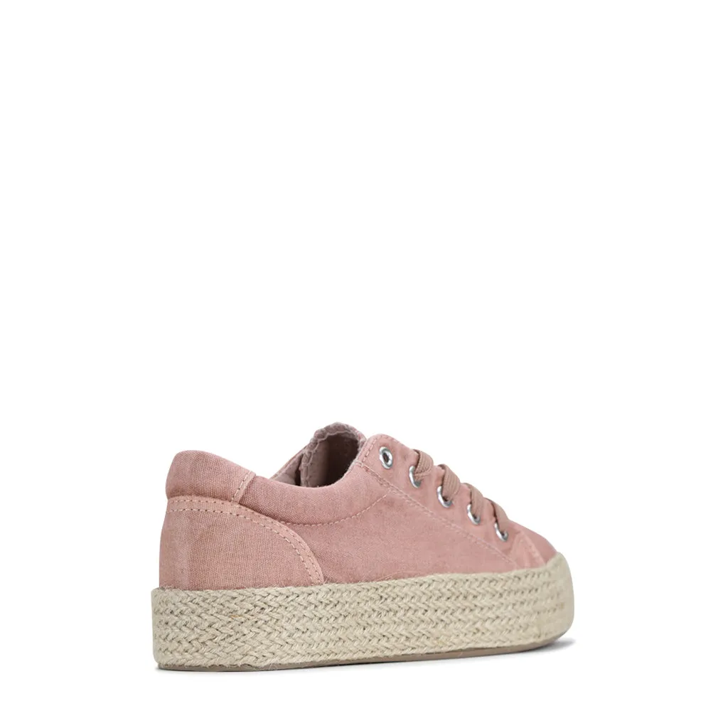 ULTRA CANVAS SNEAKER