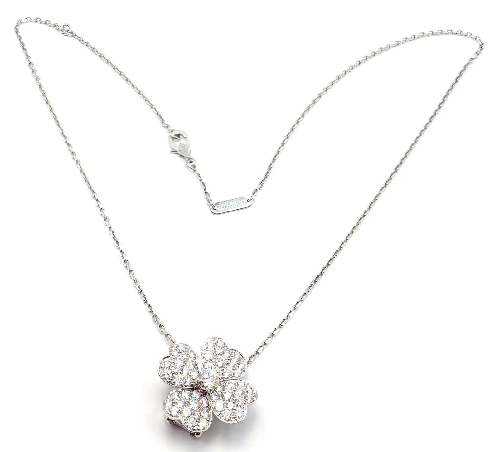 Van Cleef & Arpels Cosmos Brosche Anhänger Halskette aus 18 Karat Weißgold mit Diamanten in mittlerer Größe