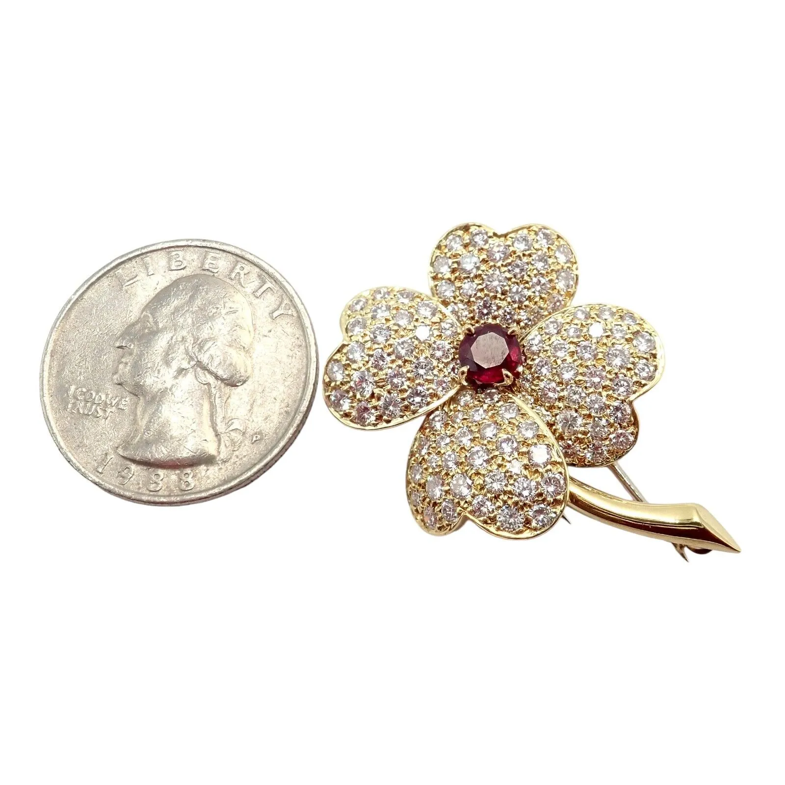 Vintage! Van Cleef & Arpels Cosmos Brosche & Anhänger aus 18 Karat Gelbgold mit Diamanten und Rubinen