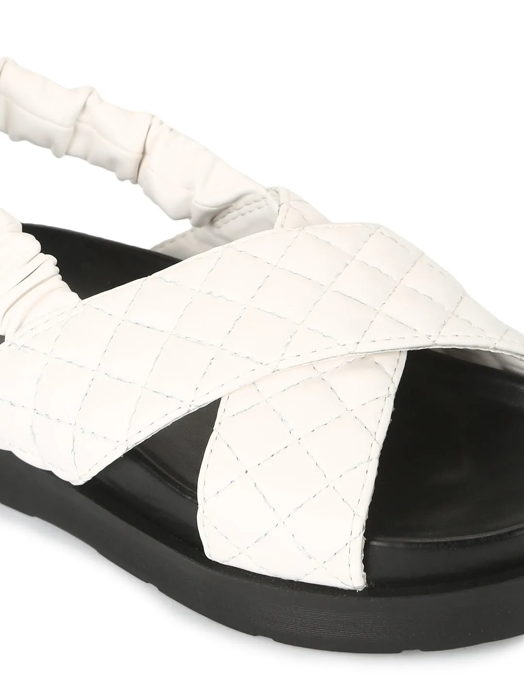 Weiße PU-Sandalen mit Steppung und Plateauabsatz