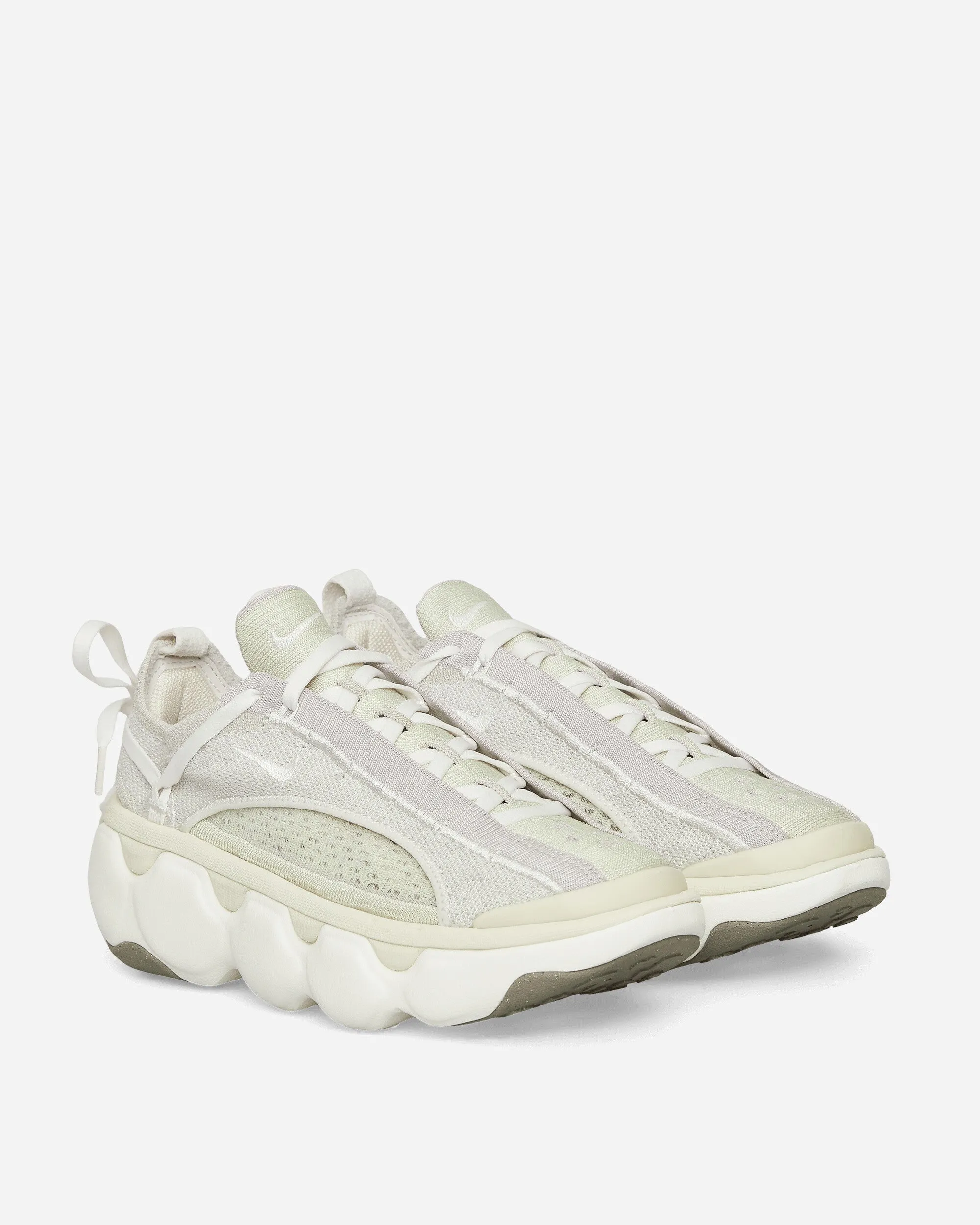 Damens Flyknit Bloom Sneakers in Hellbeige / Segeltuch