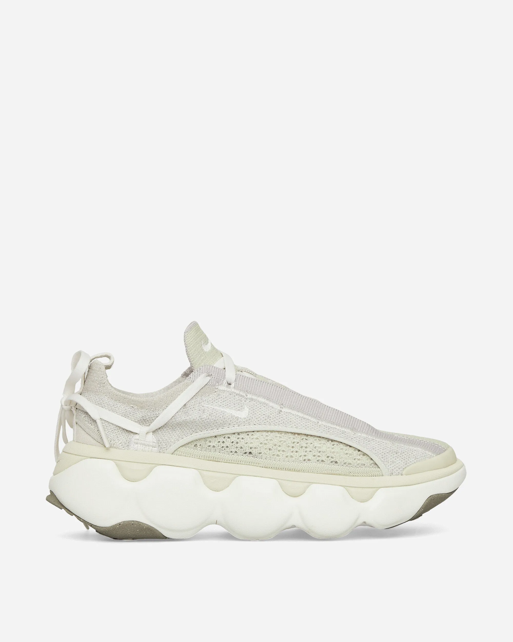 Damens Flyknit Bloom Sneakers in Hellbeige / Segeltuch