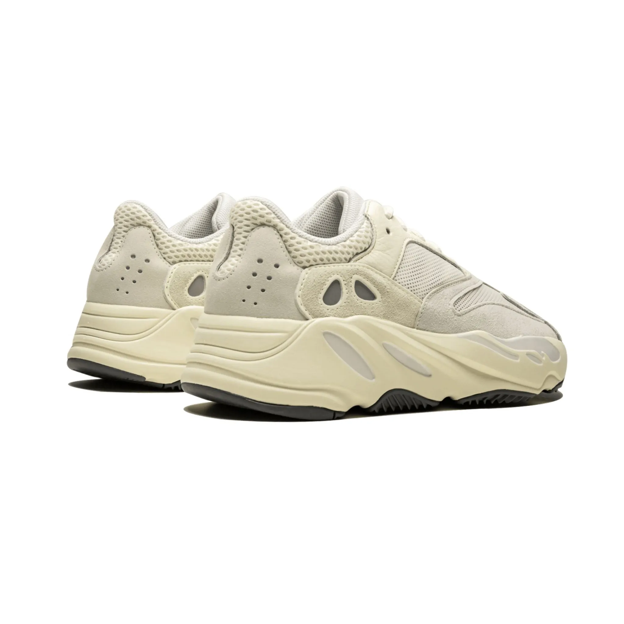Yeezy Boost 700 Analog Adidas Sneaker
