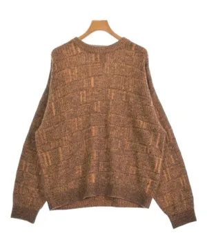YOKE Pullover